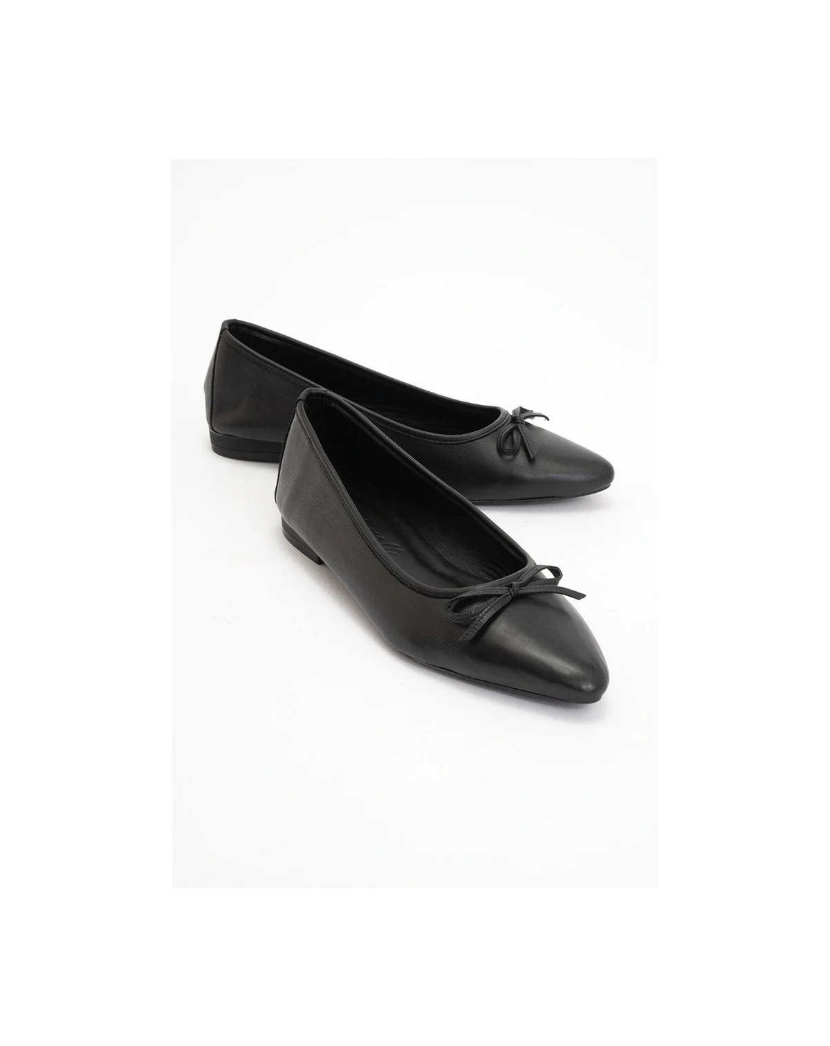 Ruby Leather Pointed Toe Flats
