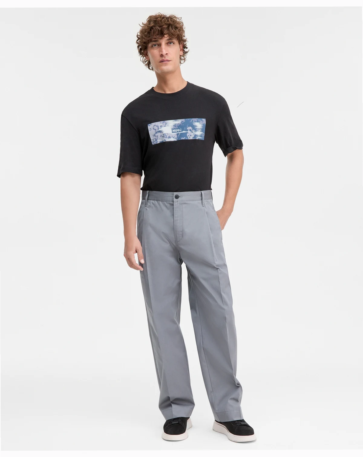 Roy Regular Fit Pleated Trousers