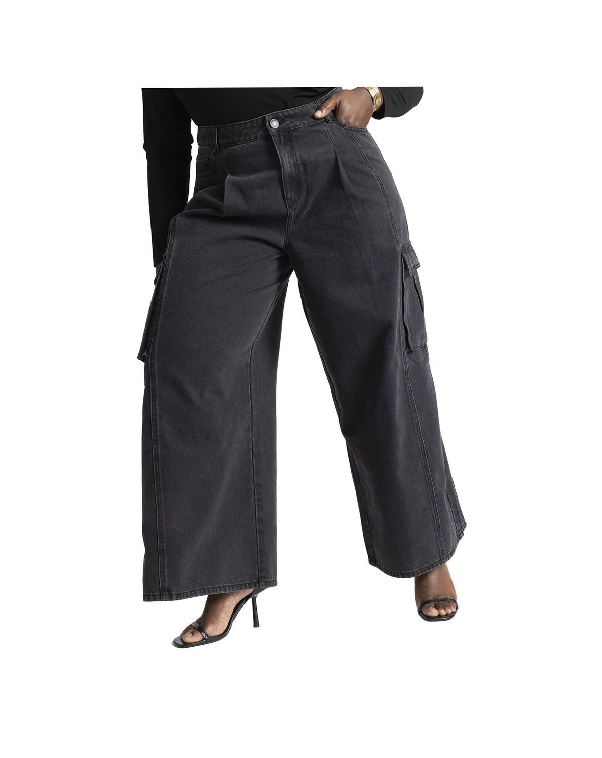 Women's Wide Leg Cargo Jean