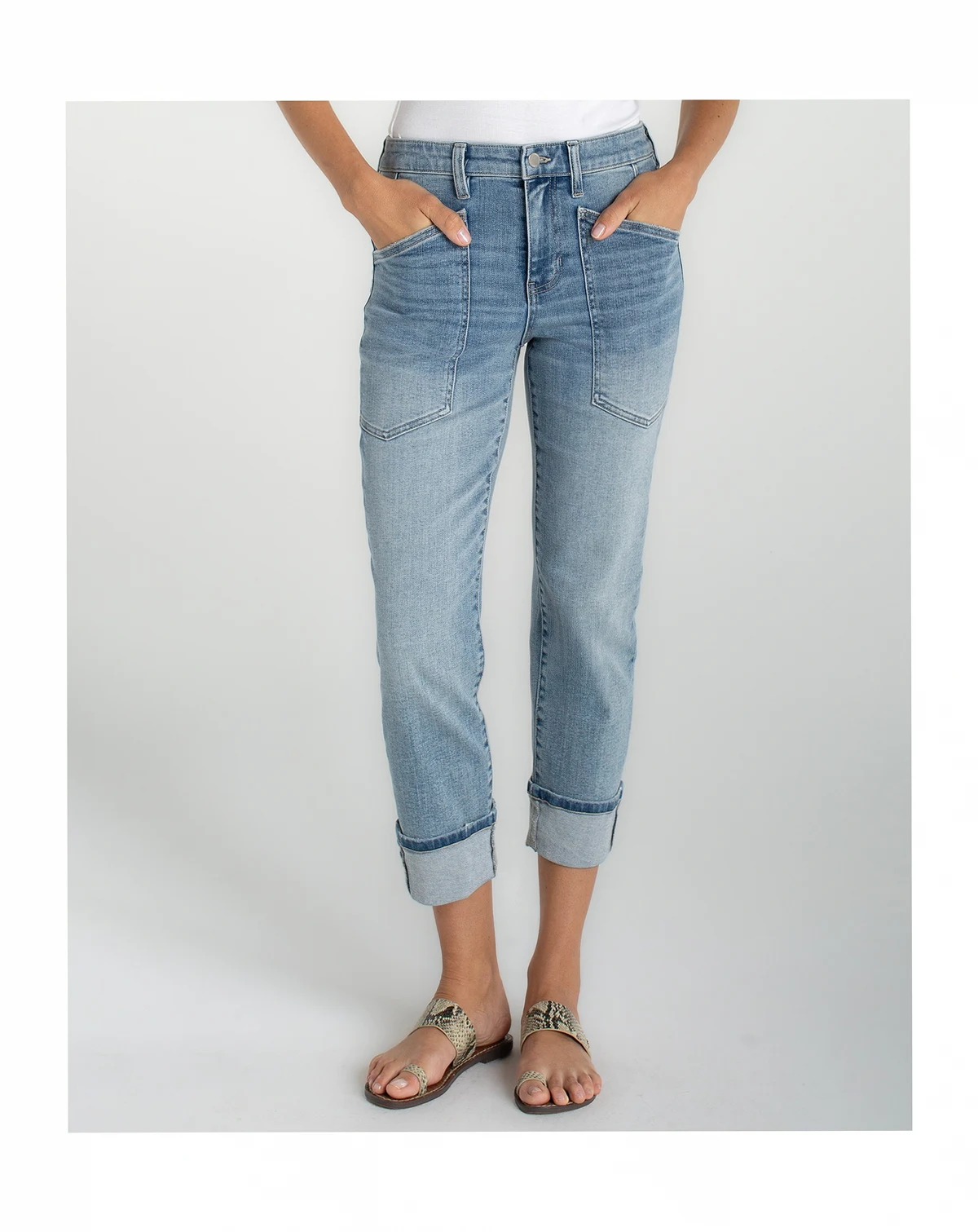 Women's Marley Mid Rise Cropped Girlfriend Cuffed Jeans