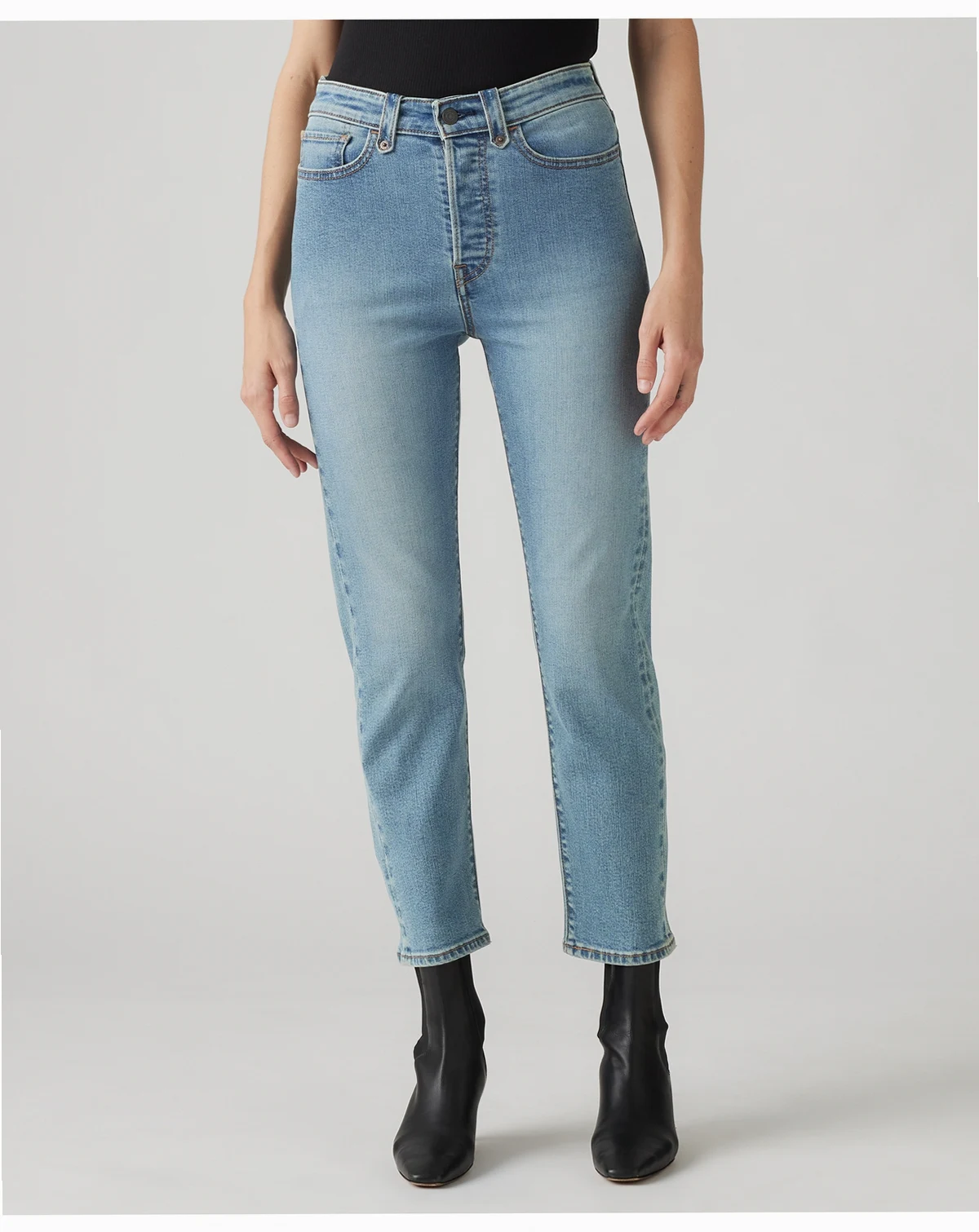Women's Wedgie Straight Mid Rise Jeans