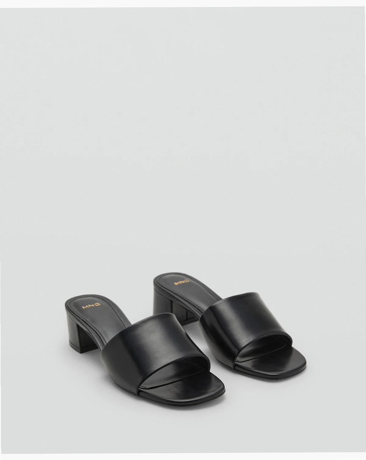 Women's Block-Heel Strap Sandals