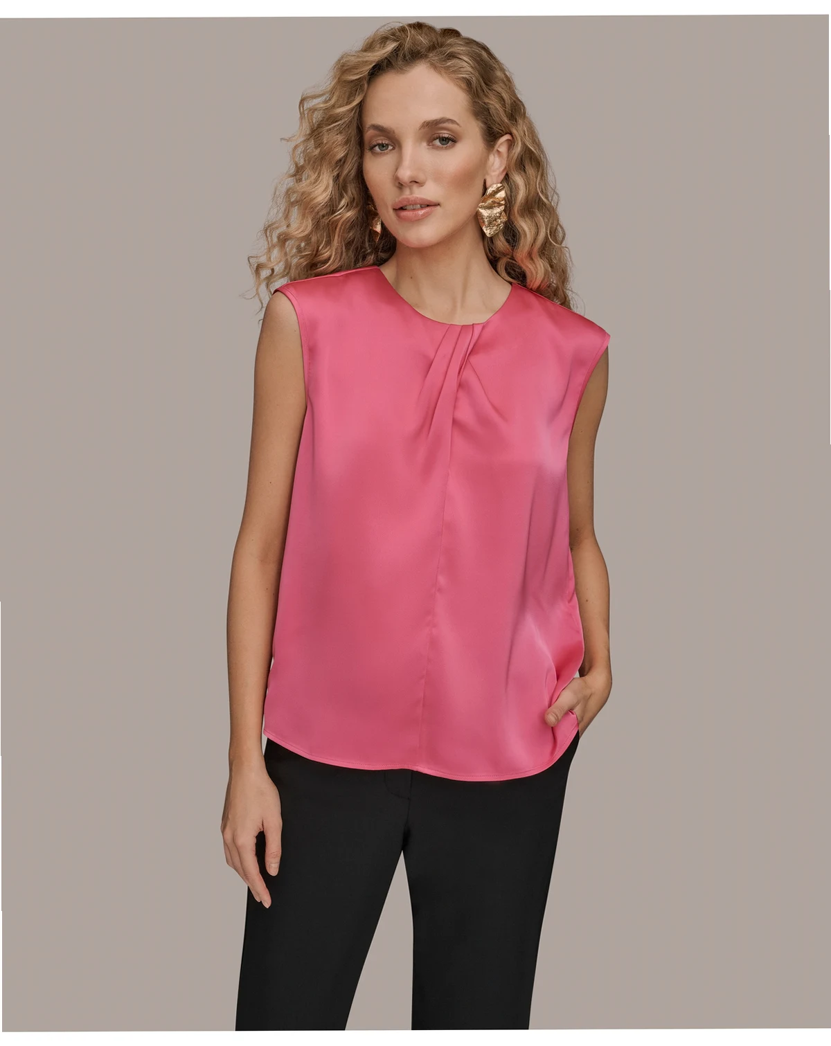 Women's Solid Sleeveless Twist Neck Top