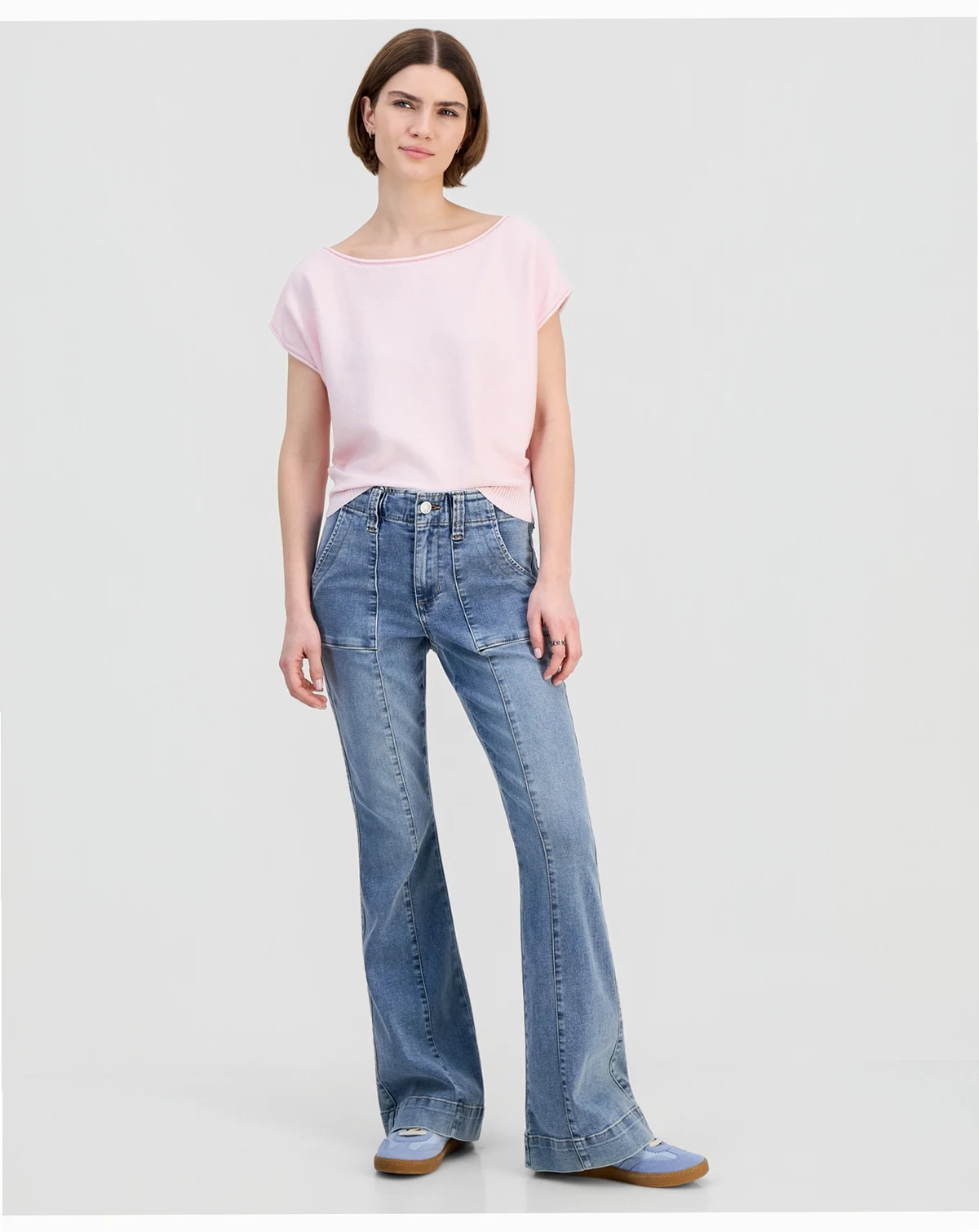 Juniors' High Rise Flare Jeans