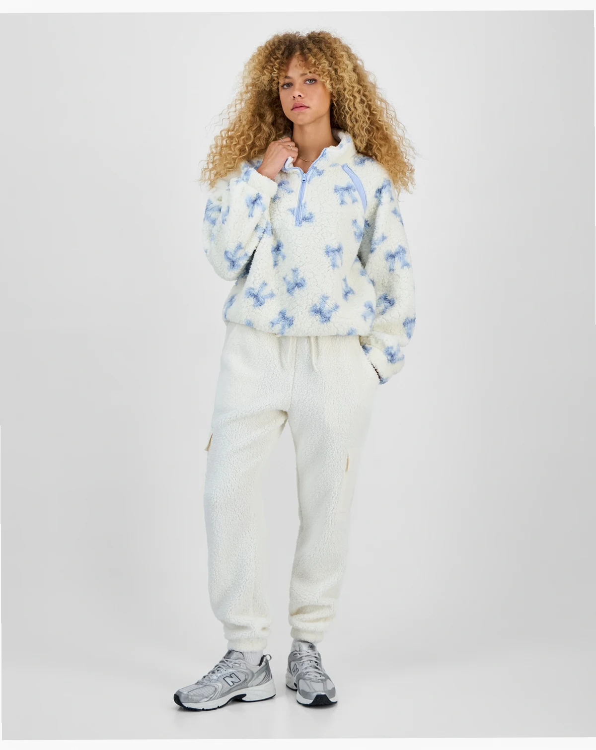 Juniors' Sherpa Cargo Jogger Pants