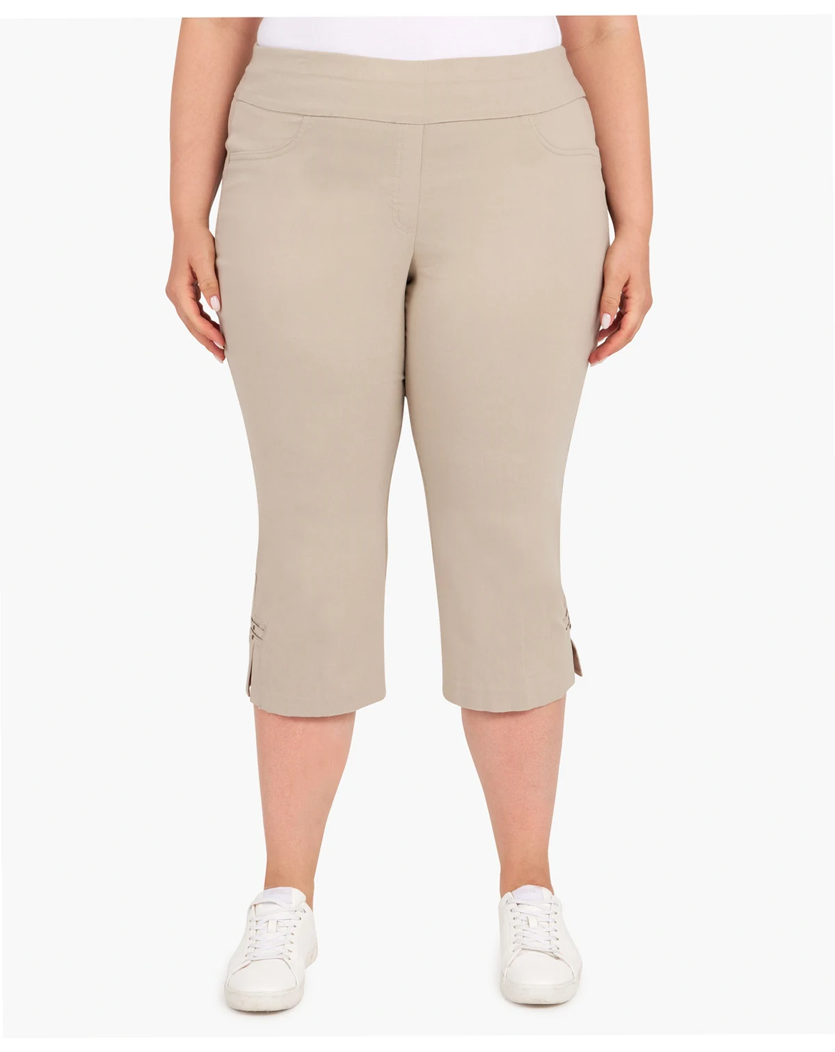 Plus Size Essentials Solid Pull-On Capri Pants with Detailed Split Hem