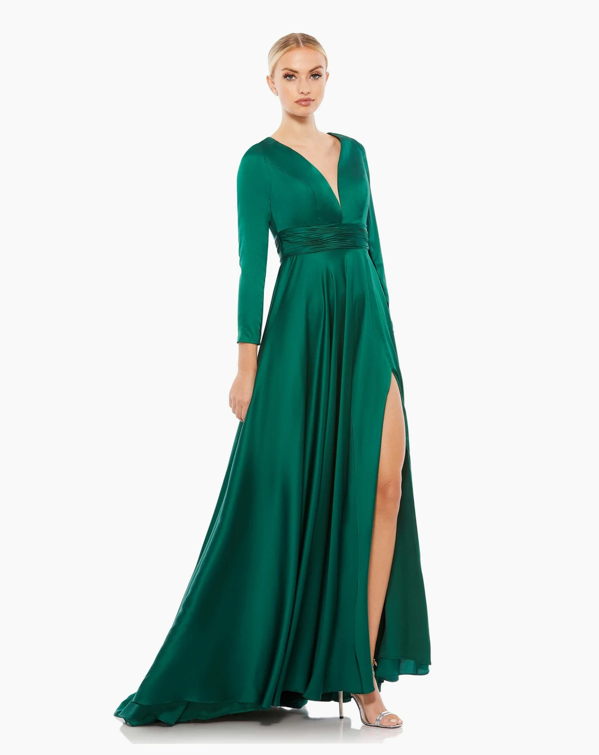 Women's Ieena Long Sleeve Ruched Waist A-Line Gown