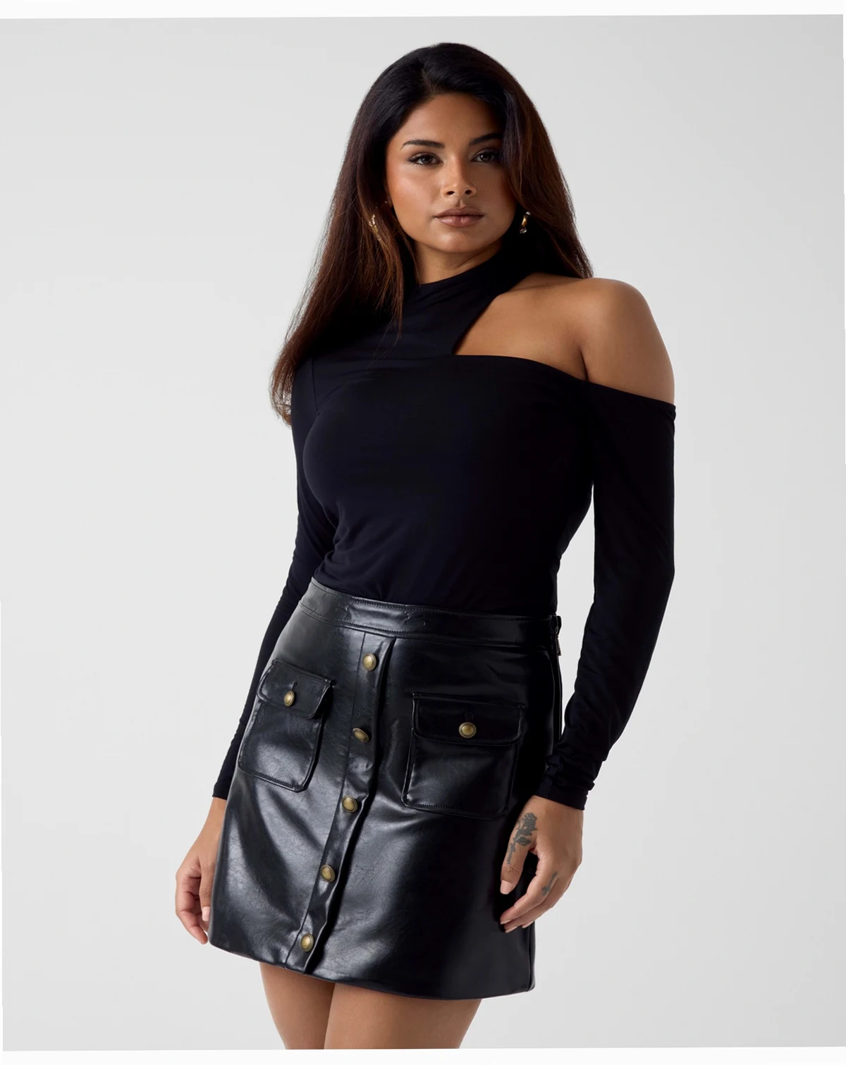 Women's Long-Sleeve Yuly Cut Out Top