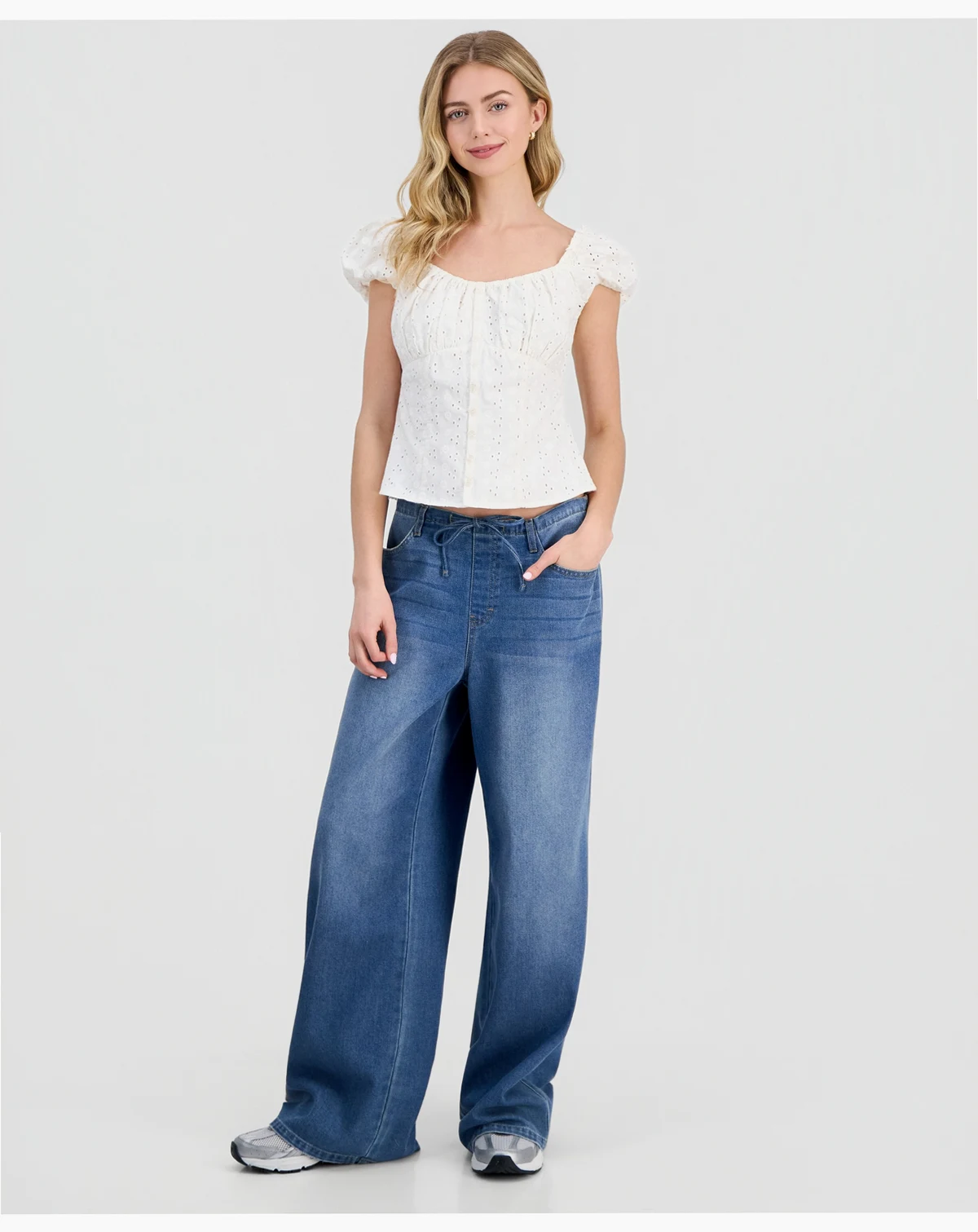 Juniors' Embroidered Drawstring Jeans