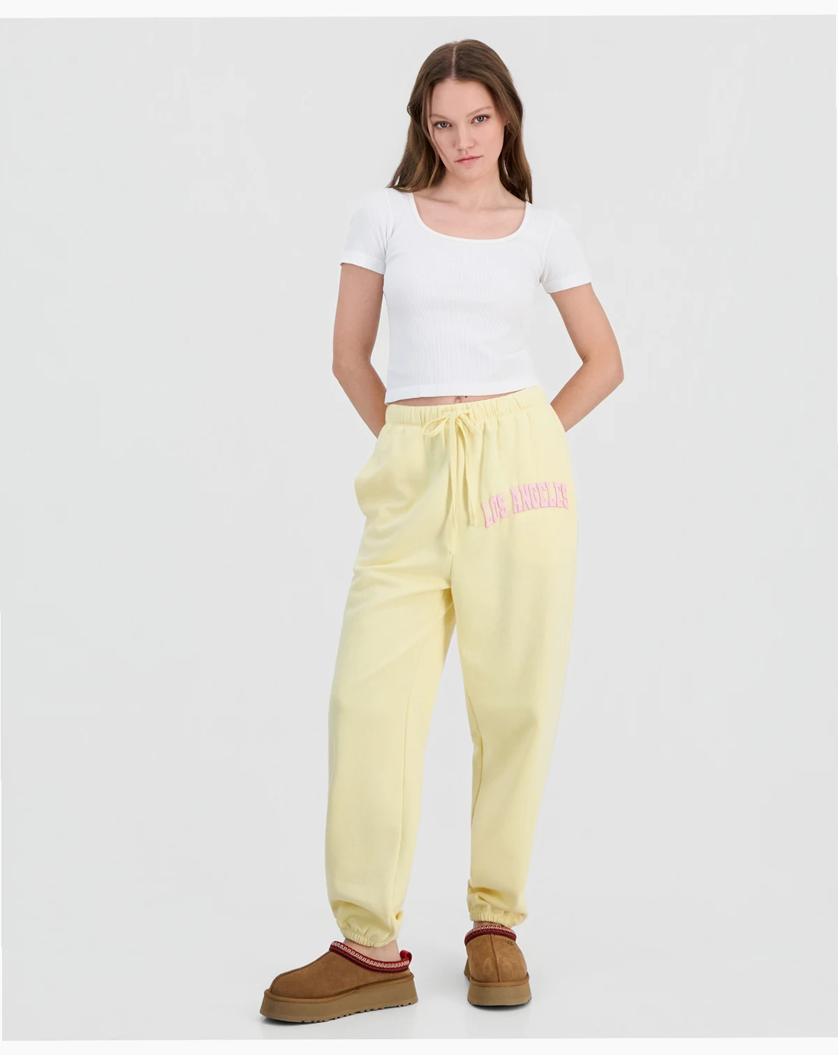 Juniors' Los Angeles Puff-Print Jogger Pants