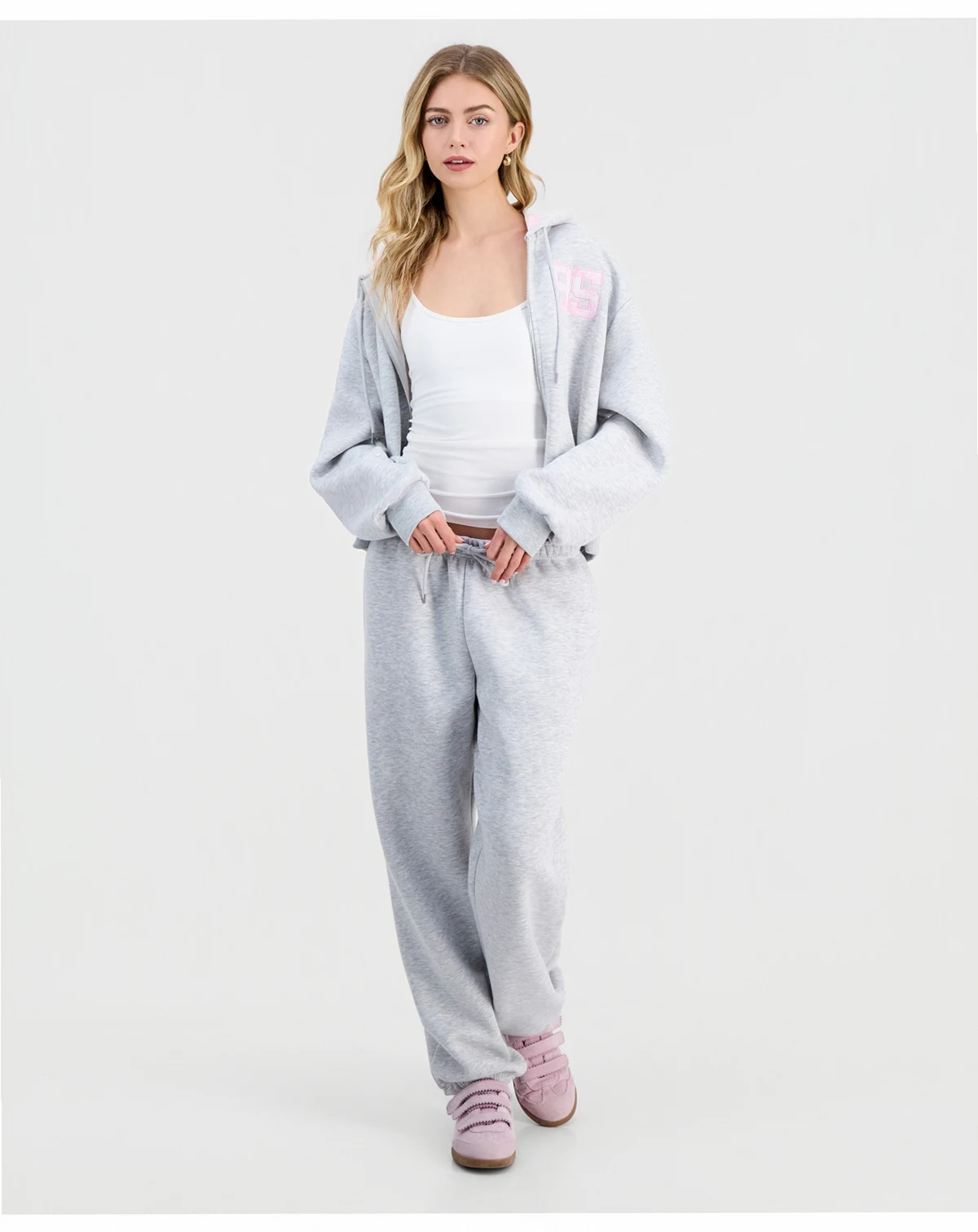 Juniors' Inner Beauty Fleece Jogger Pants