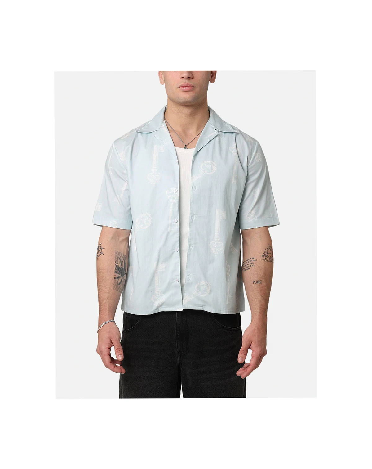Men's Skeleton Key Button Up Shirt - Light Blue S
