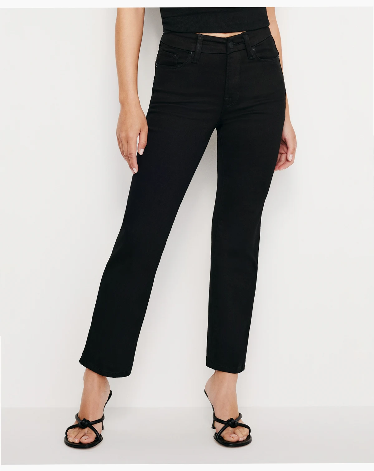 Petite Never Fade Straight Jeans