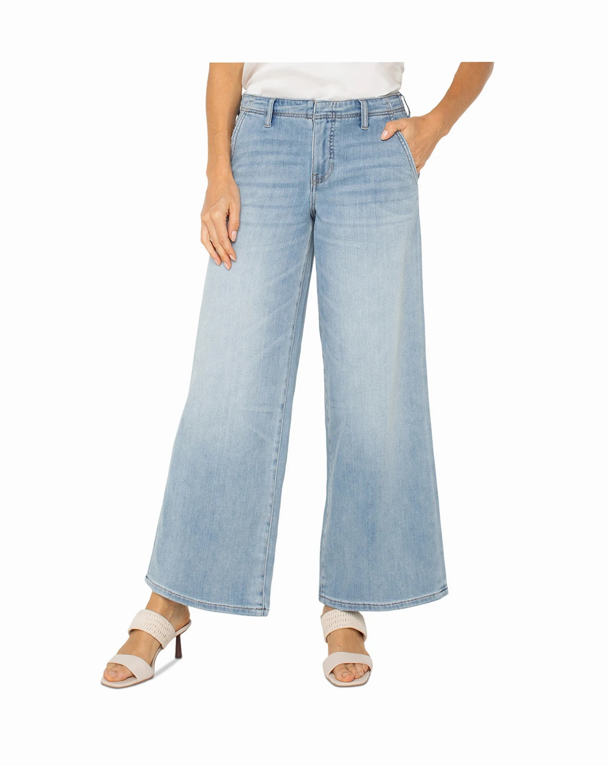 Women's Weekender Mid-Rise Wide-Leg Jeans