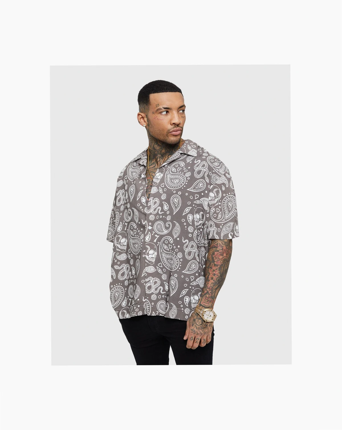 Men's Paisley Skulls Short Sleeve Button Up Shirt