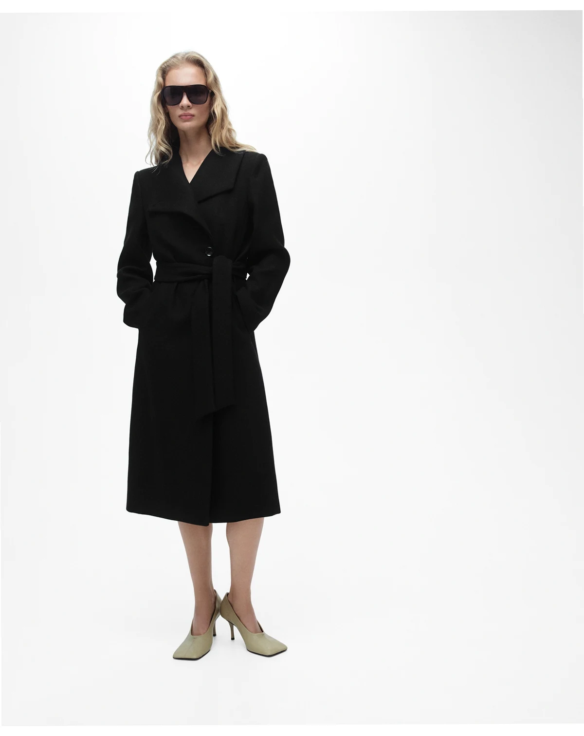 Women's Belted Woolen Coat