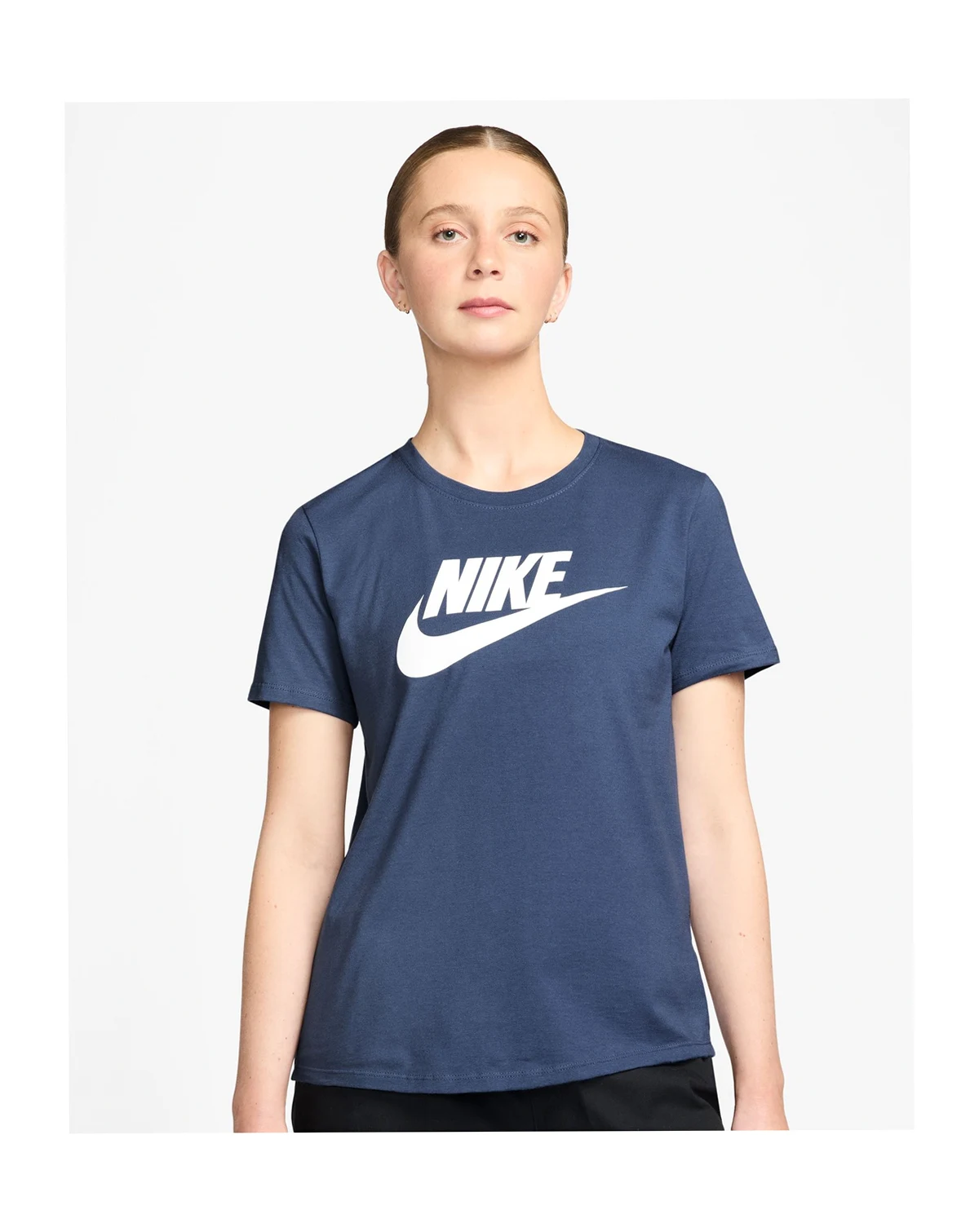 Sportswear Women's Essentials Logo T-Shirt