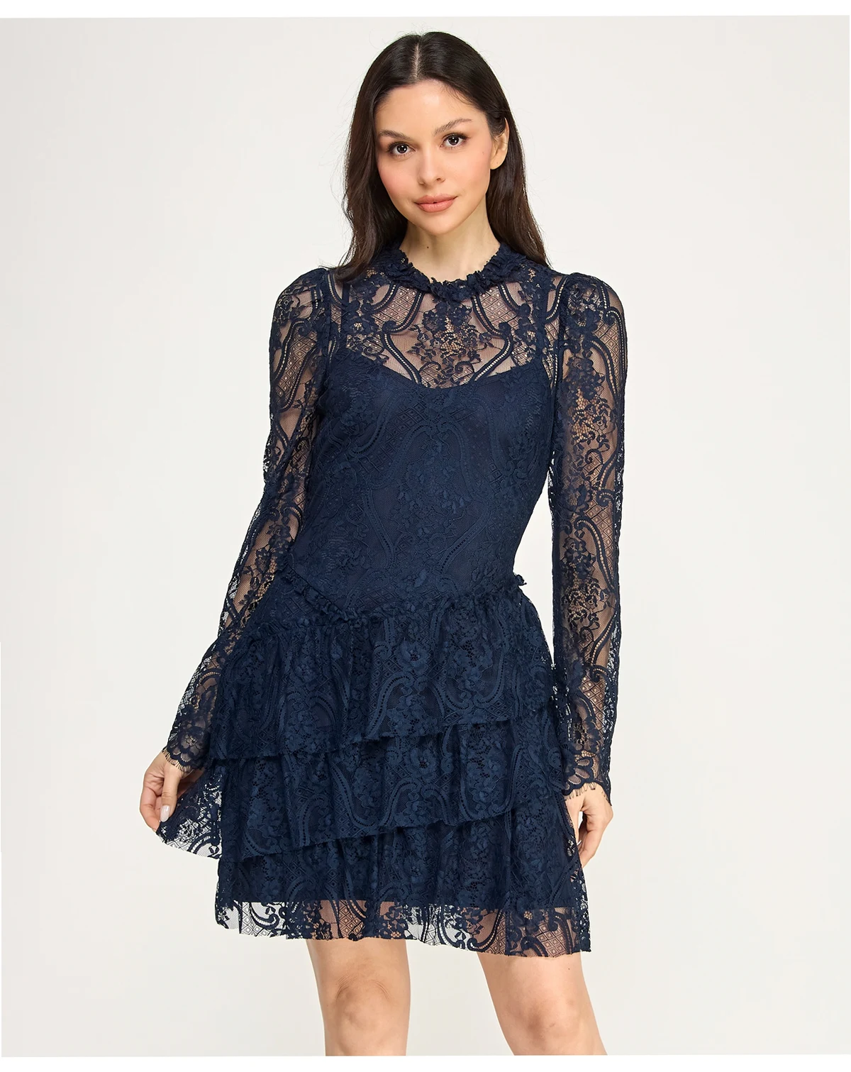 Juniors' Lace Long-Sleeve Tier Dress