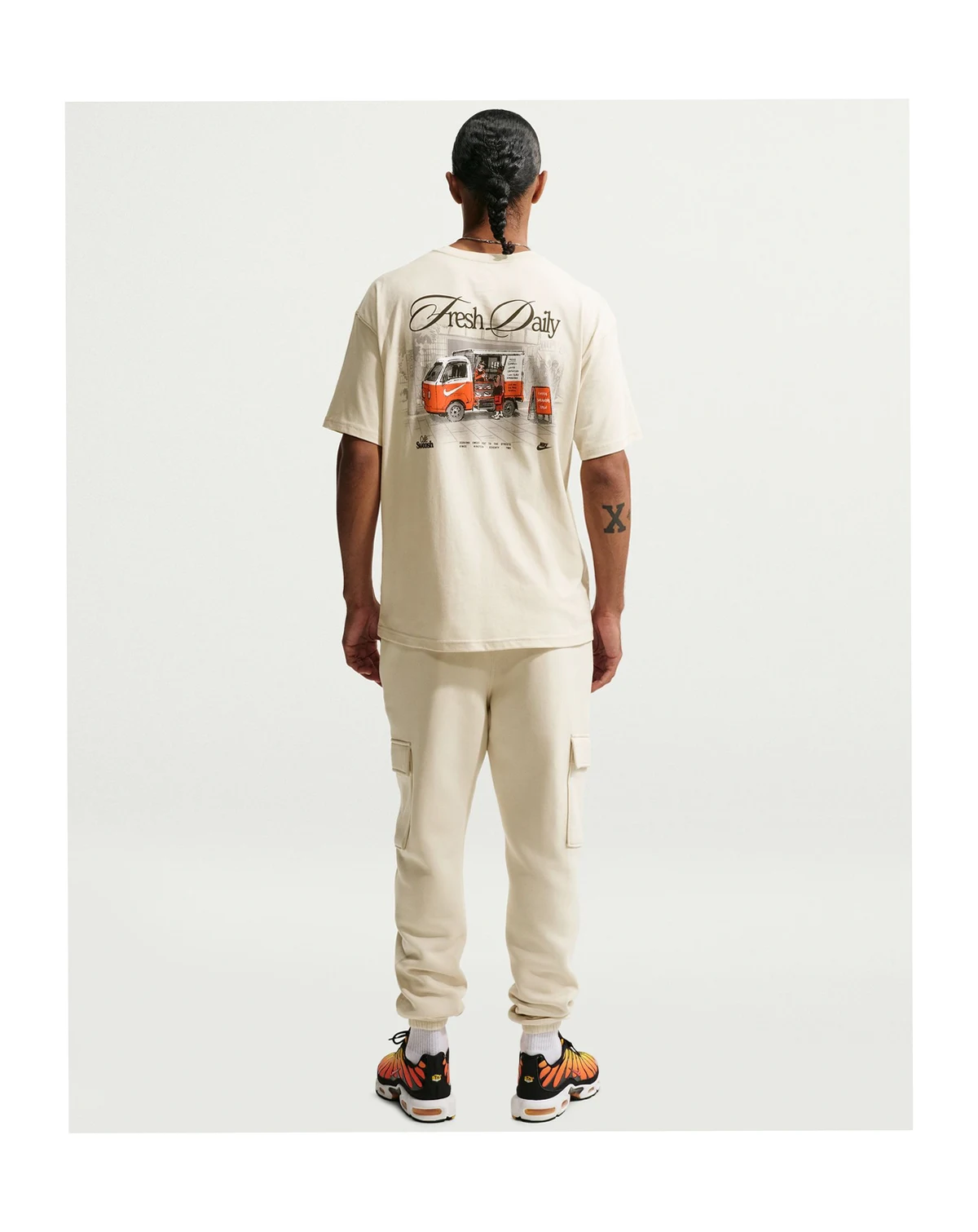 Men's Crewneck Loose-Fit T-Shirt