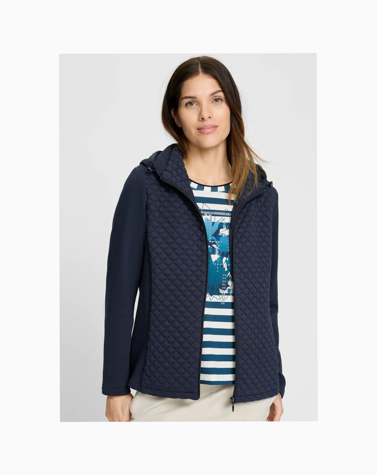 Women's Quilted Zip Front Hoodie Jacket