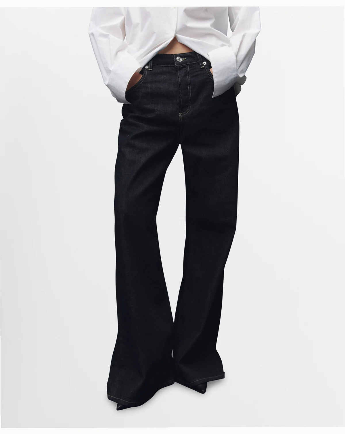 Women's Wide Leg Button Jeans