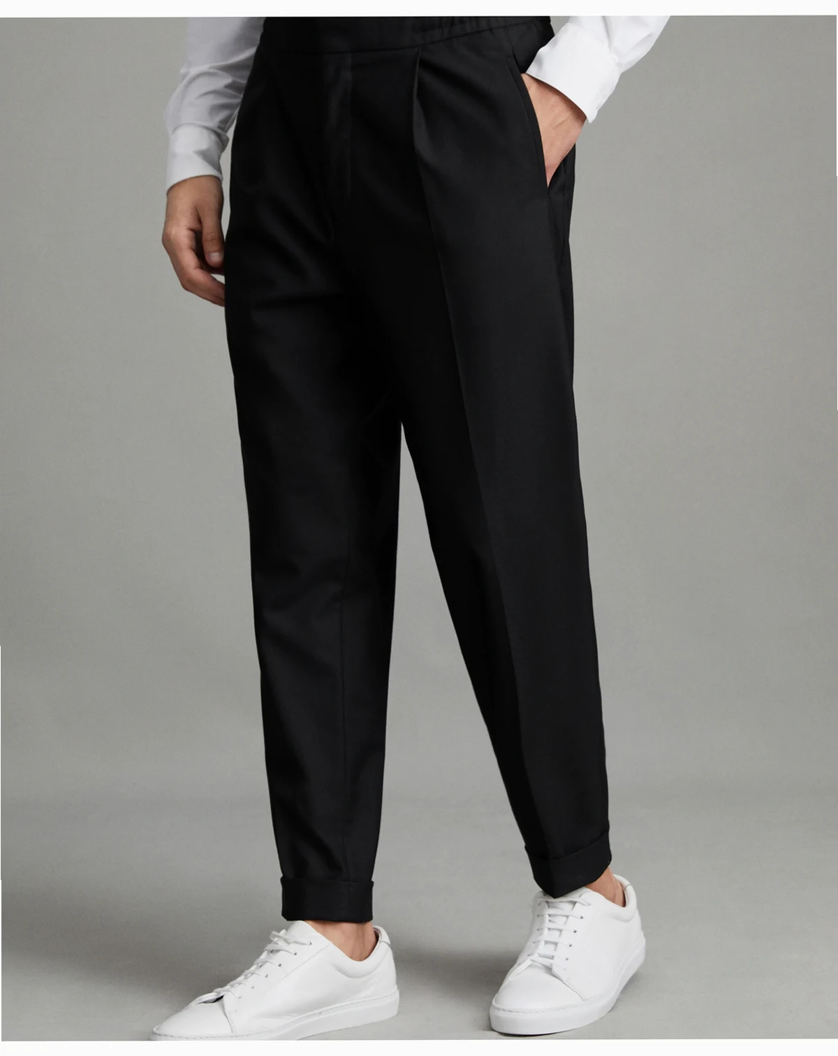Men's Relaxed Drawstring Turn-Ups Pants