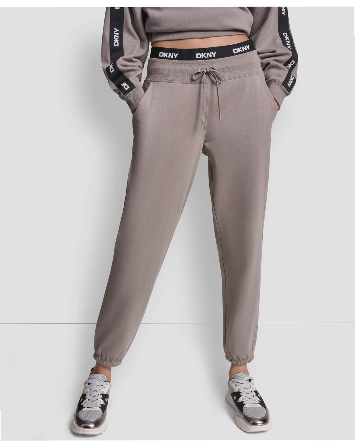 Women's Classic Logo Elastic High-Rise Sweatpants
