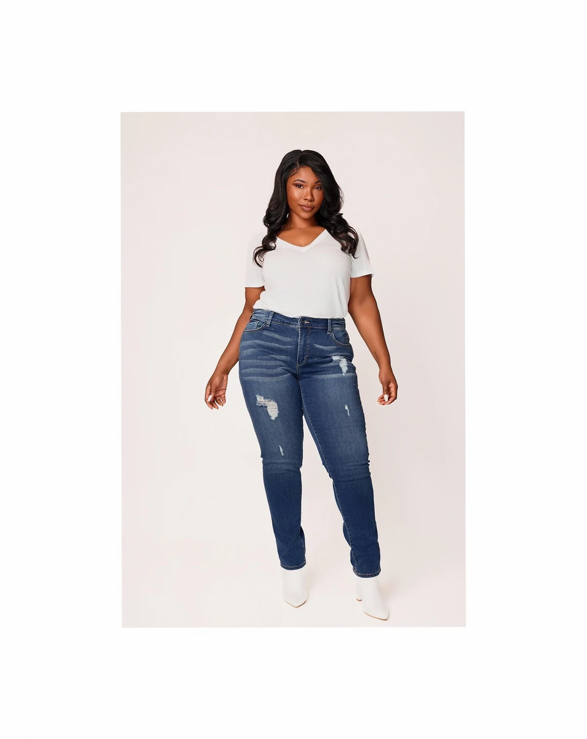 Plus Size Denim High Rise Boyfriend Jeans Rolled in 28" Inseam