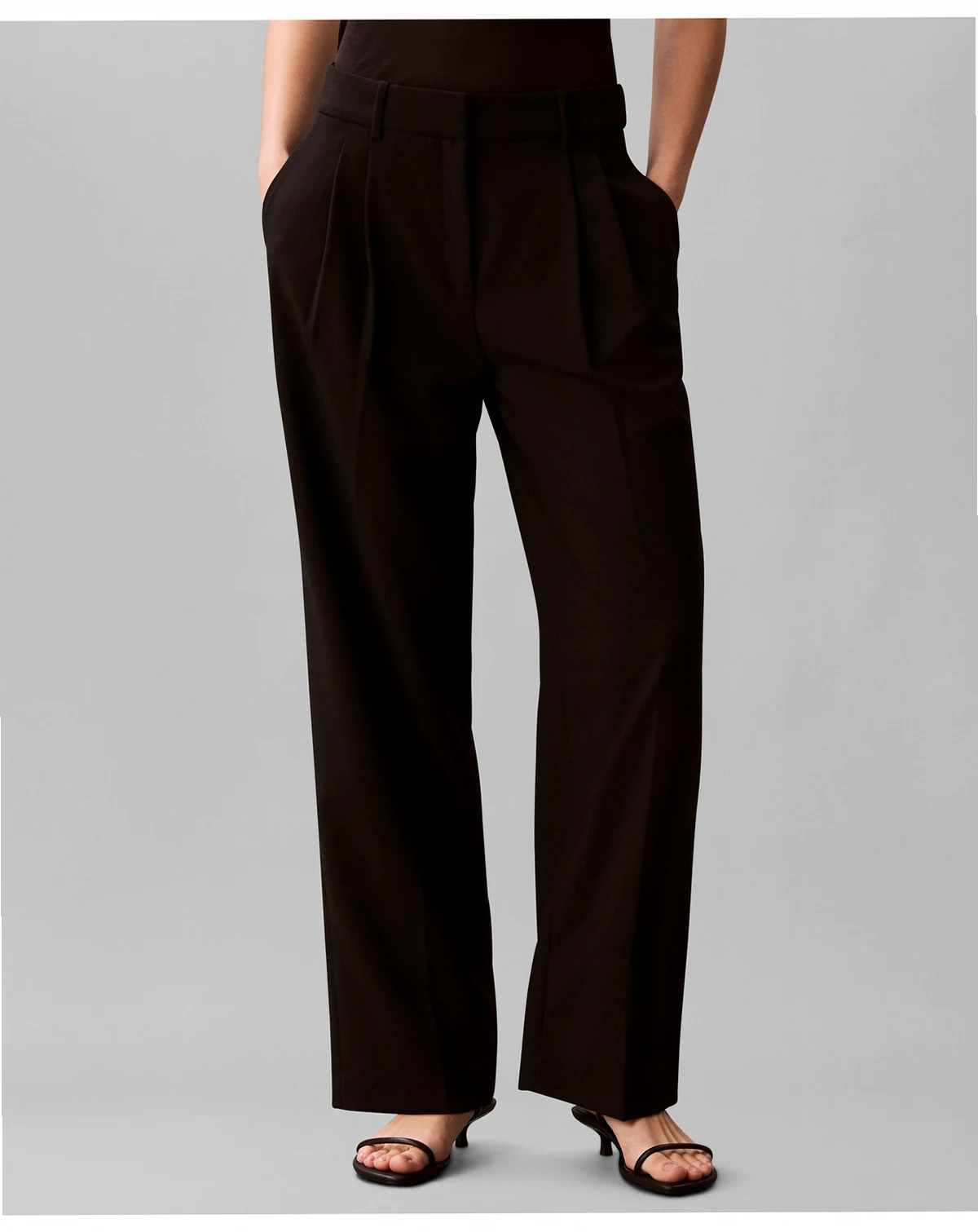 Women's Pleated High-Rise Wide-Leg Pants