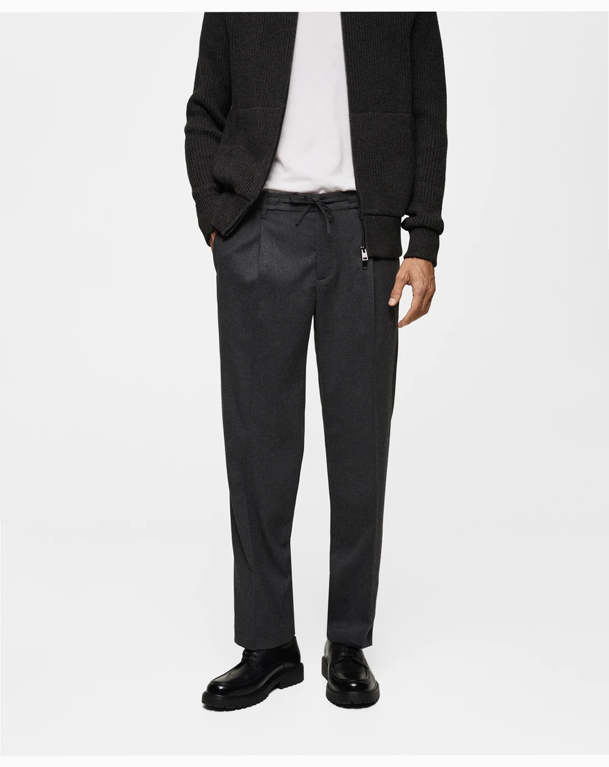 Men's Regular-Fit Pleated Trousers