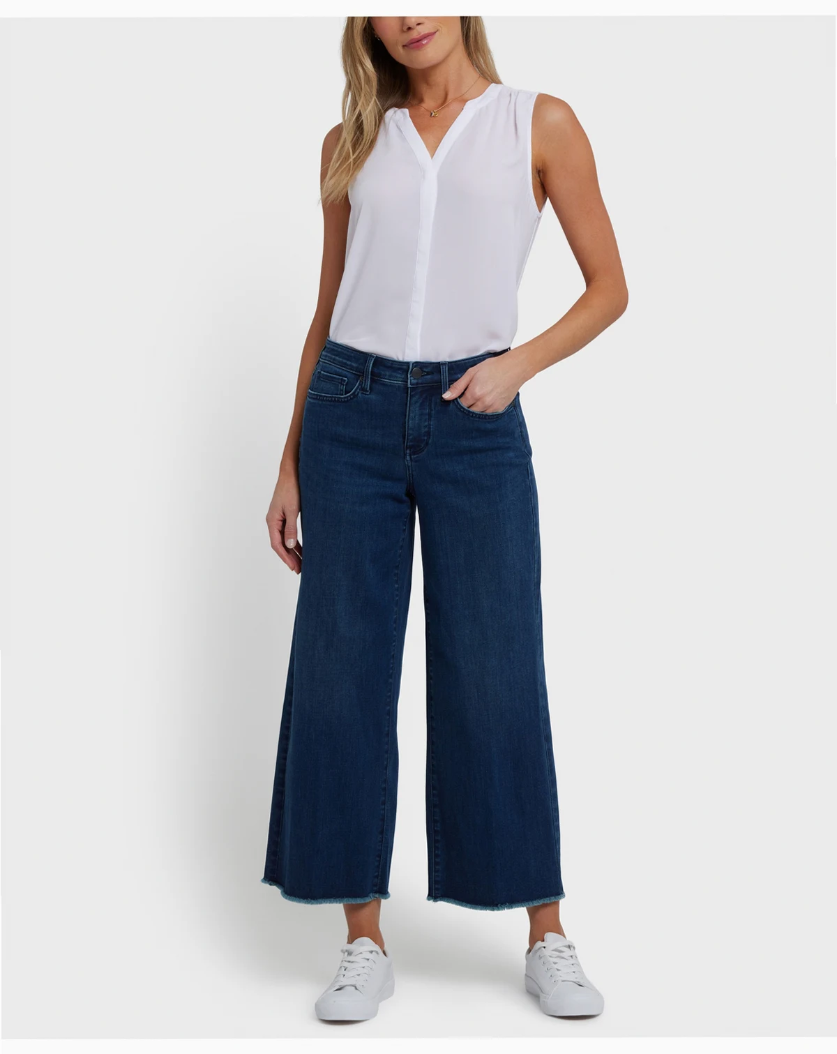 Women's Teresa Wide Leg Ankle Jeans Fray Hems