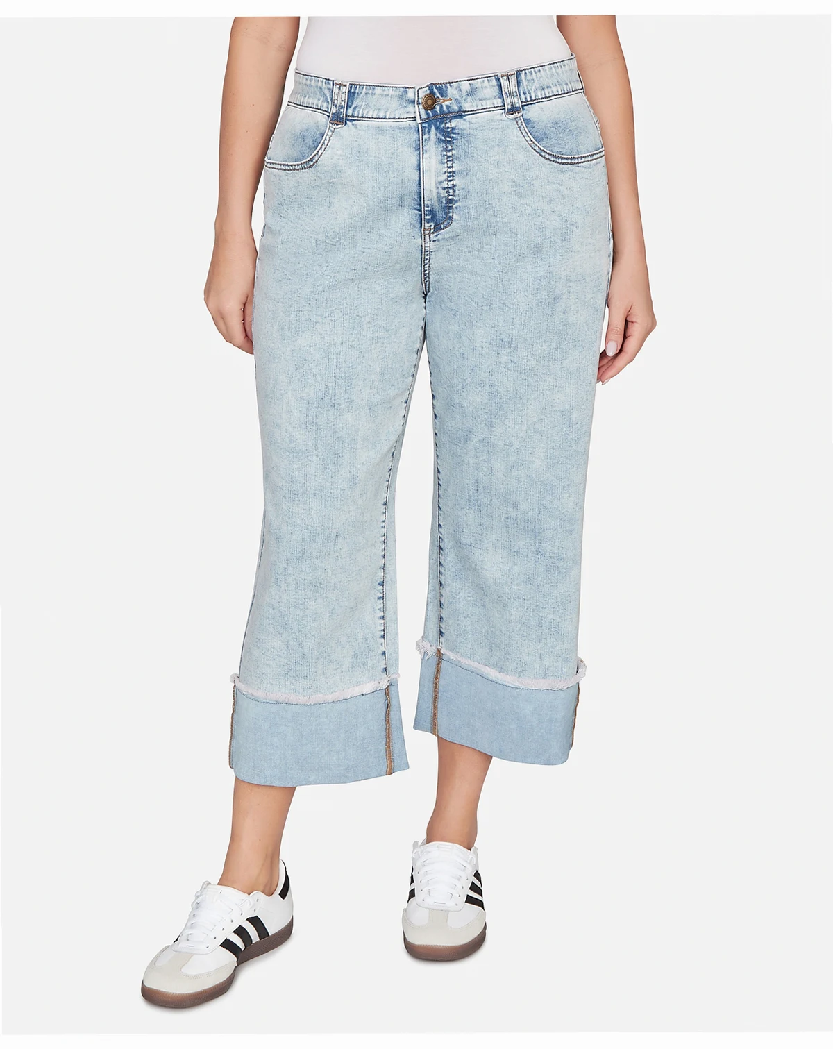 Plus Size Comfort Waist Wide-Leg Cropped Jeans
