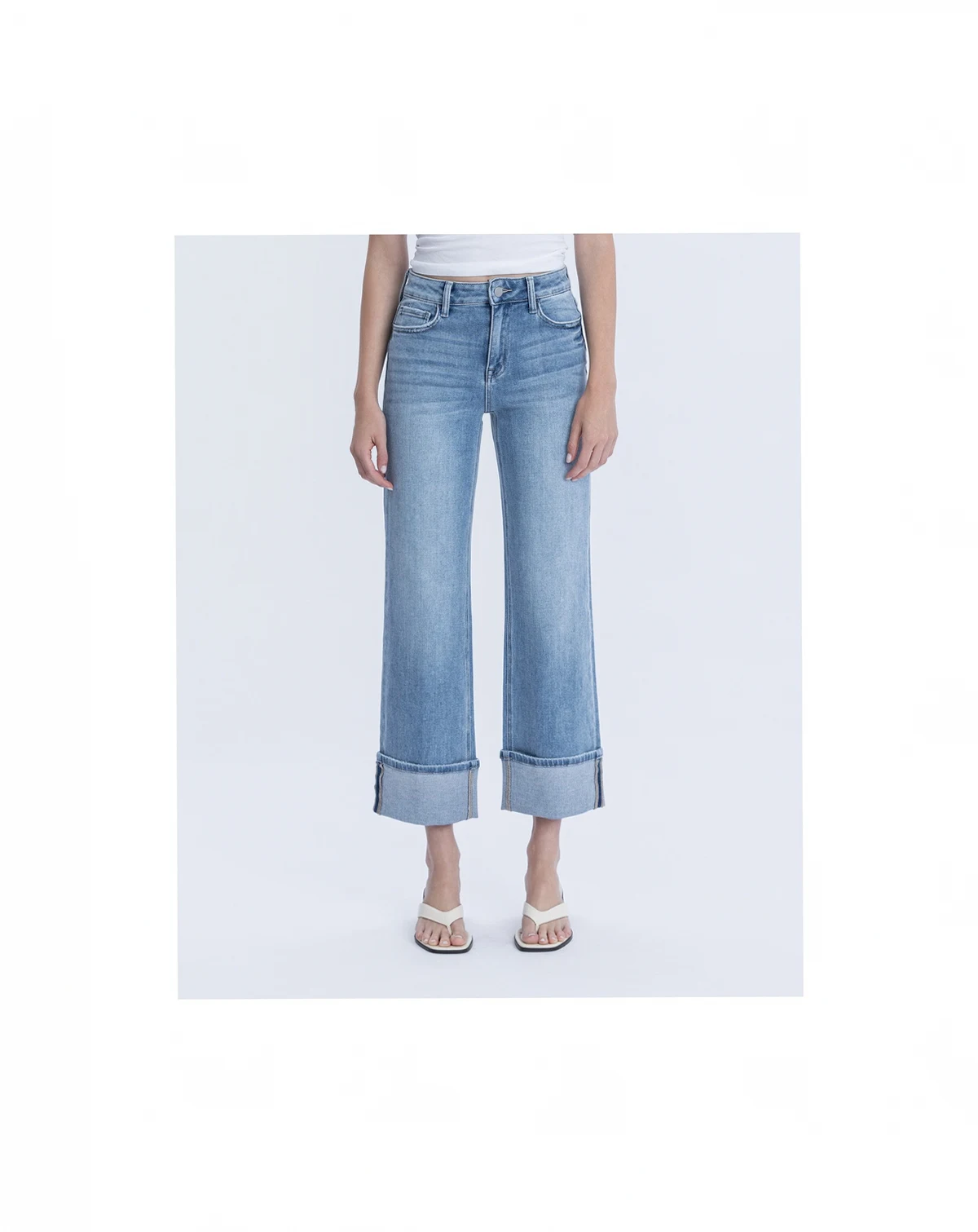 Women's High Rise Slim Wide Leg Jeans