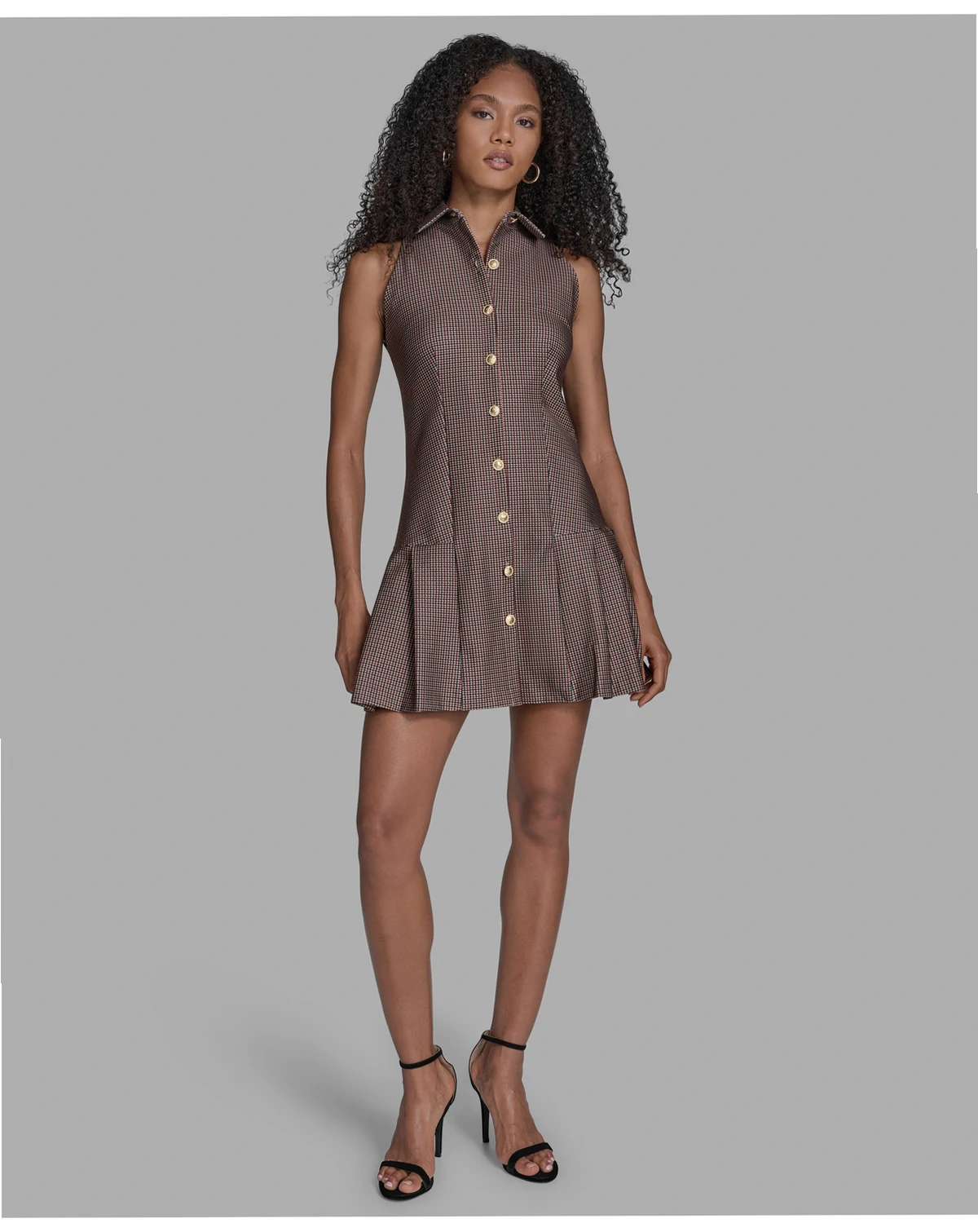 Women's Sleeveless Fit and Flare Collared Neck Dress