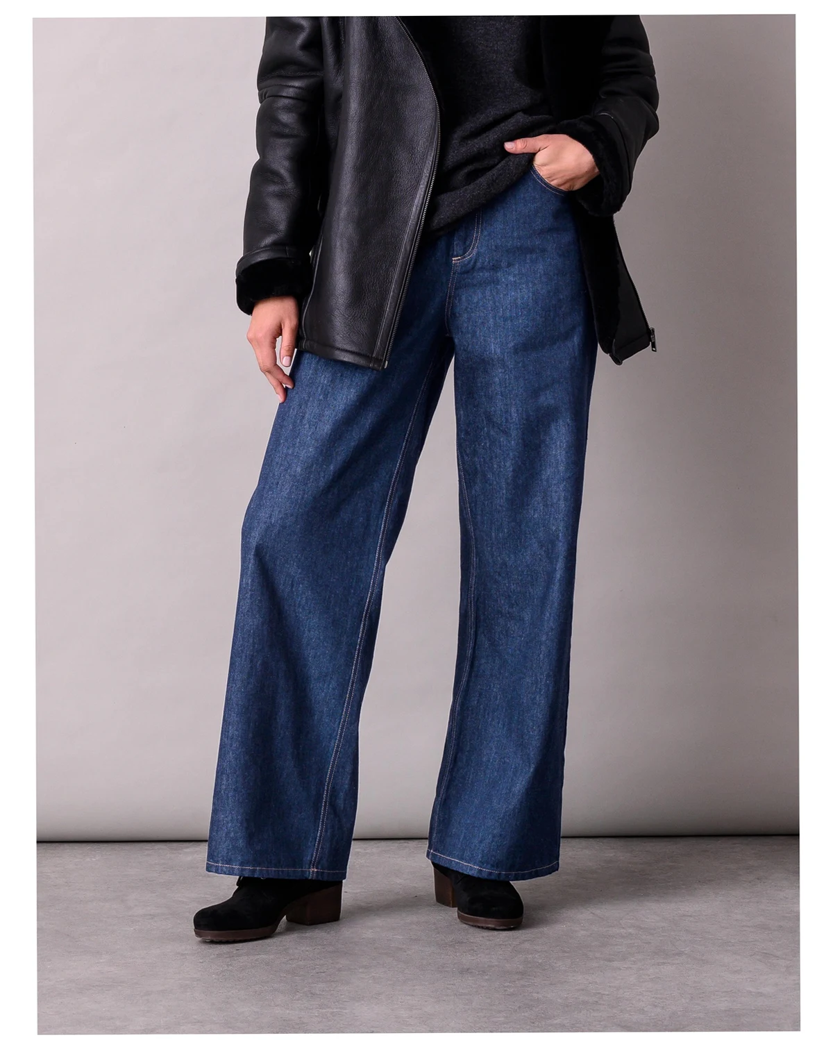 Women's Wide Leg Jean