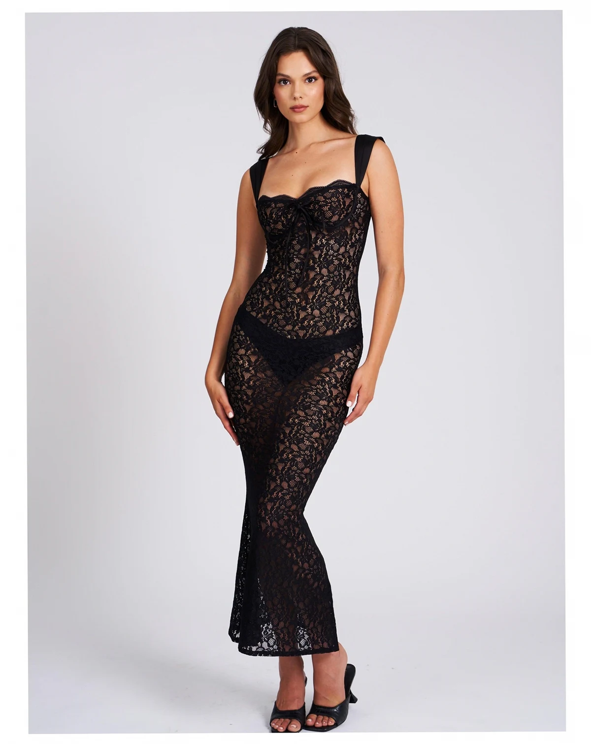 Women's Veronica Black Lace Maxi Dress
