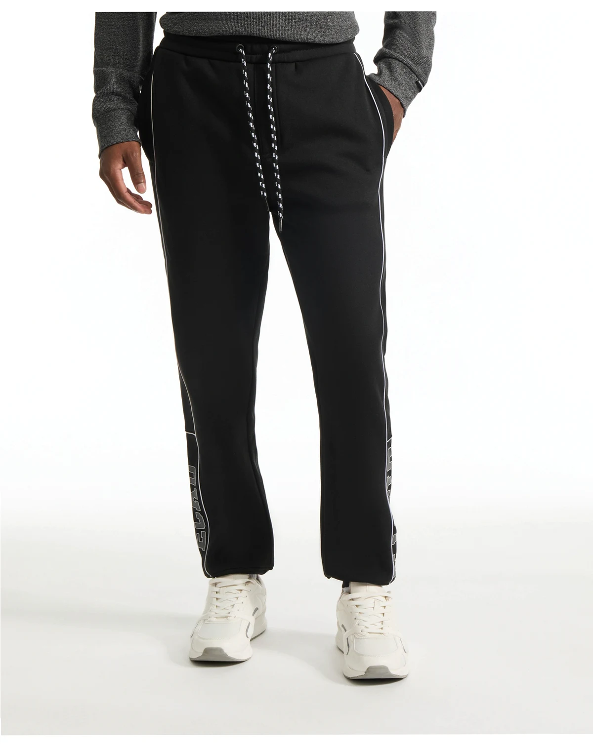 Men's Fence Line Knit Jogger