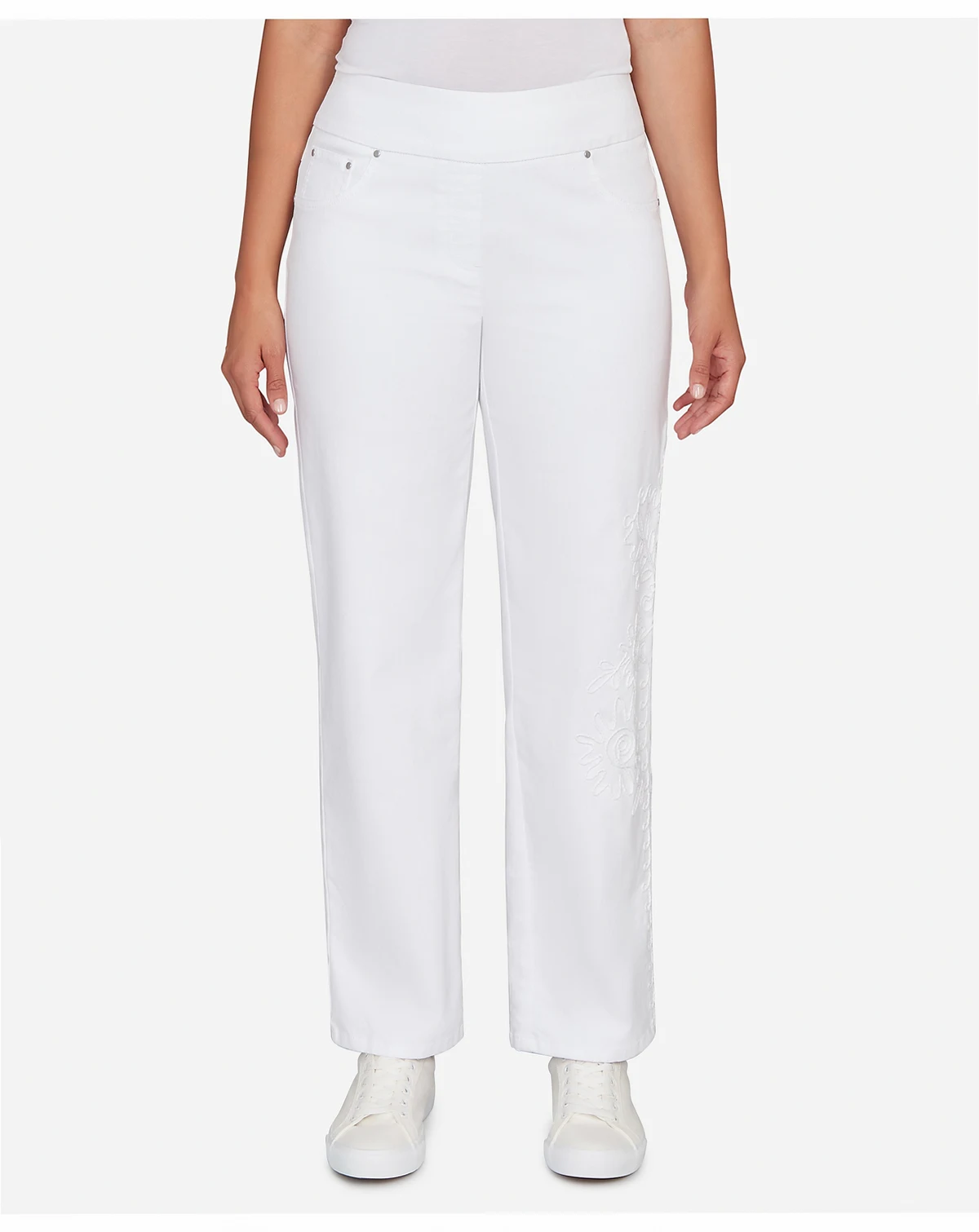 Petite Embroidered Stovepipe Pull On Jeans
