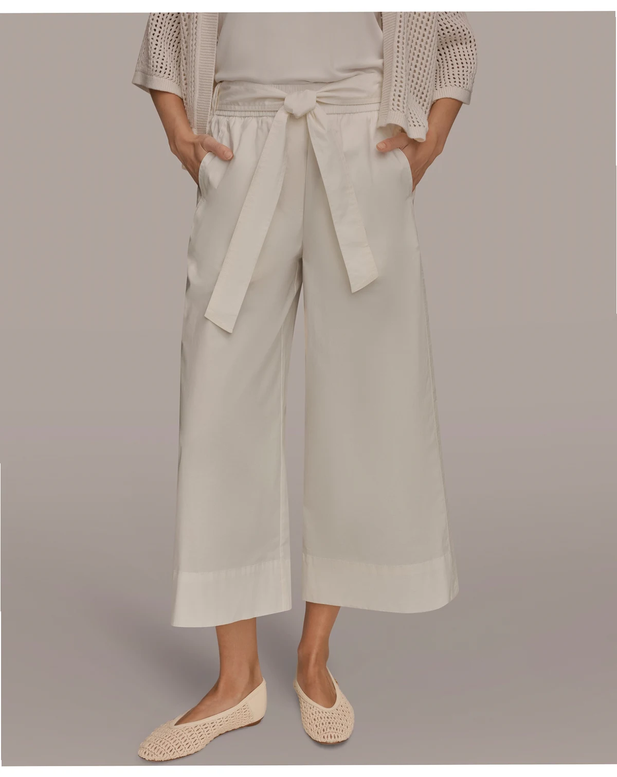 Women's Mid-Rise Cropped Pants