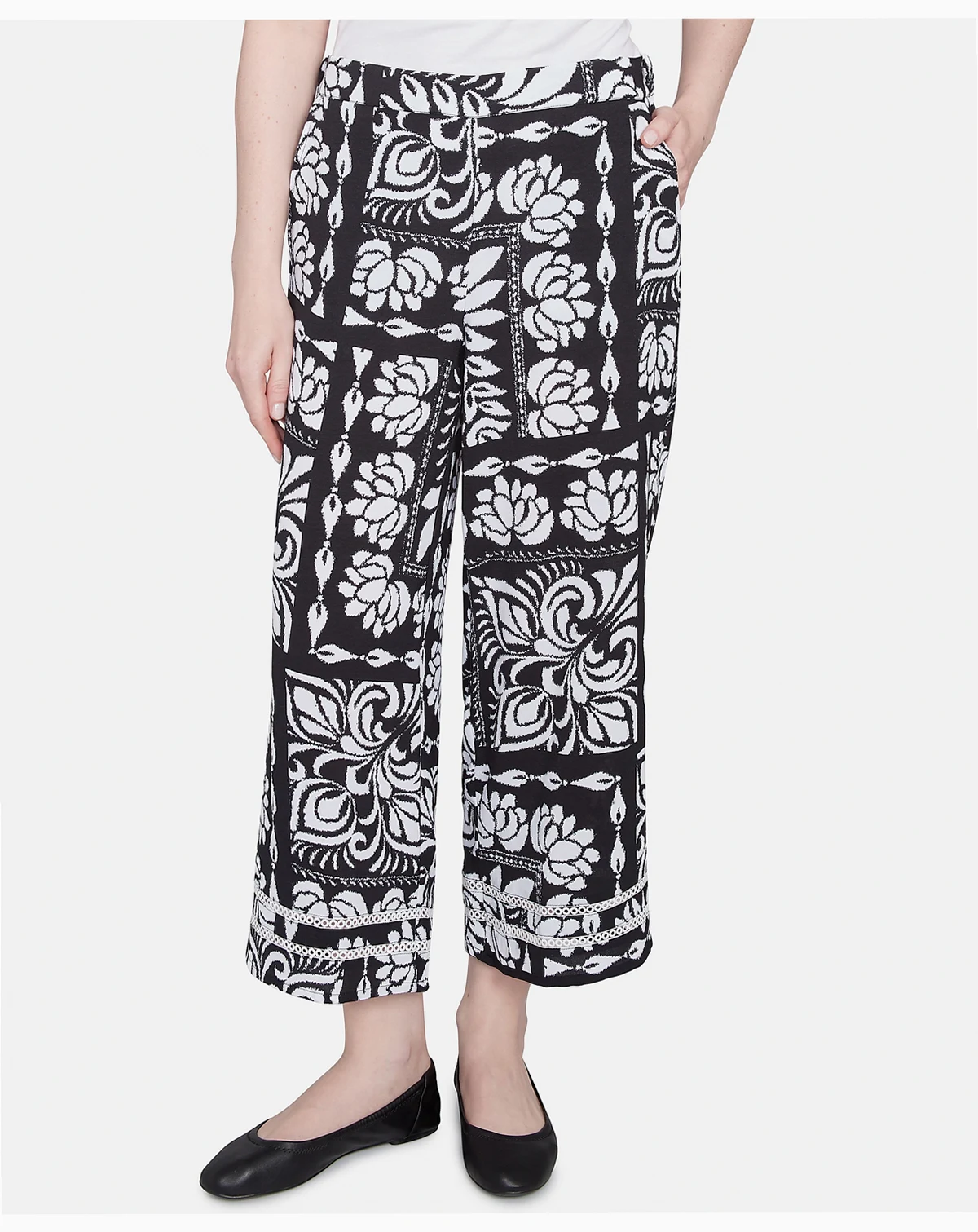 Petite Lotus Patchwork Crepe Capri Pants