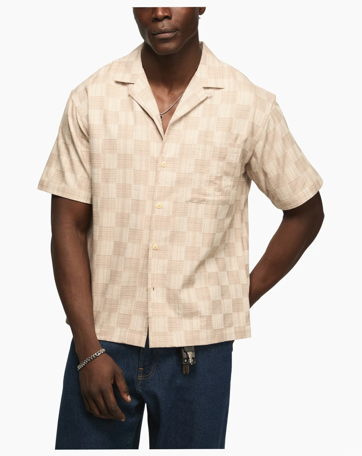 Men's Checkered Untuck Camp Collar Shirt