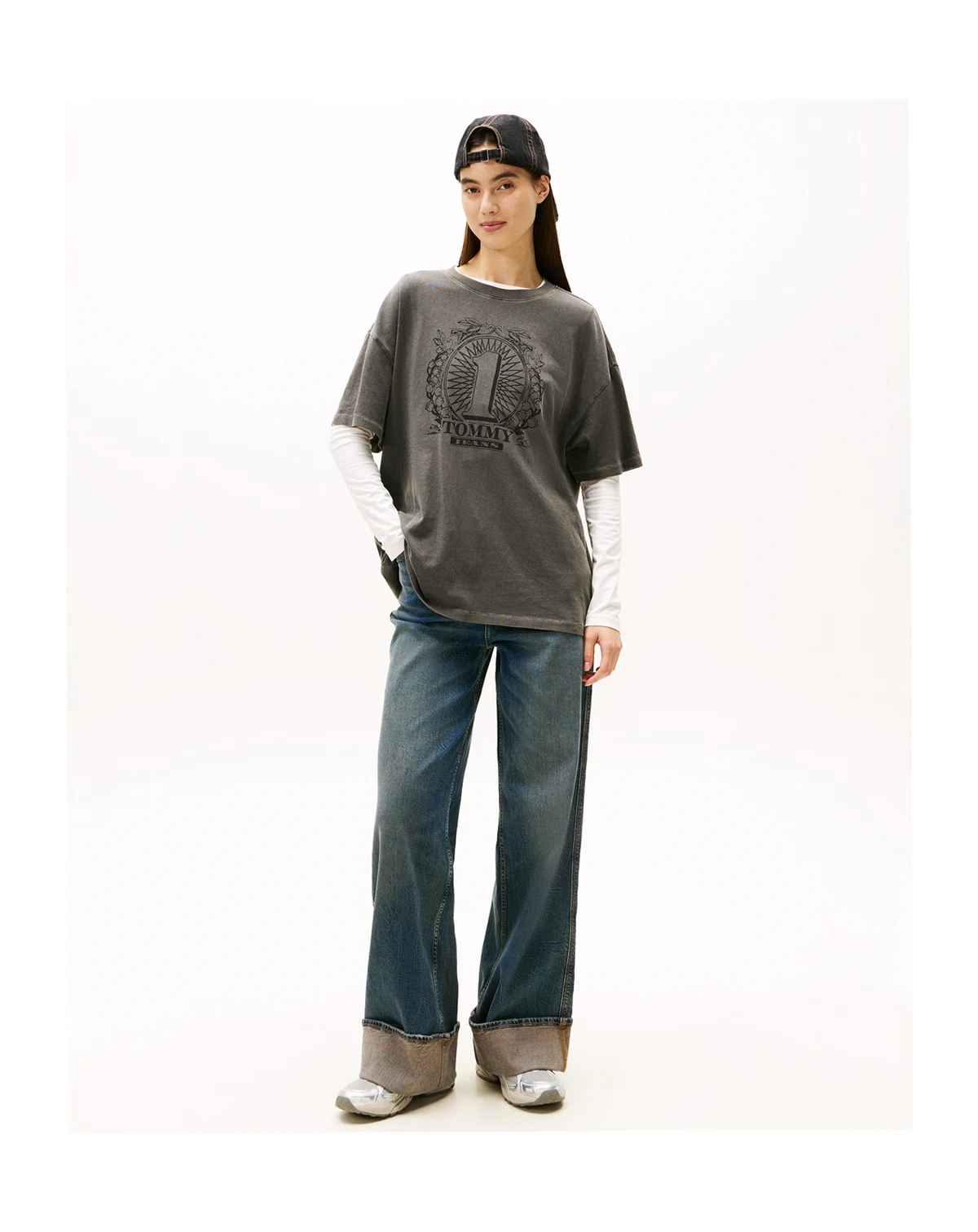 Women's Oversized Tommy Dollar Logo T-Shirt