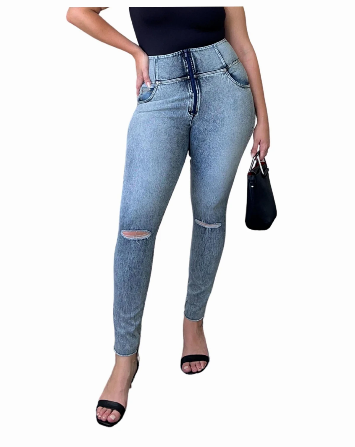 Women's Curvy Ripped High-Rise Sculpting Skinny Jeans