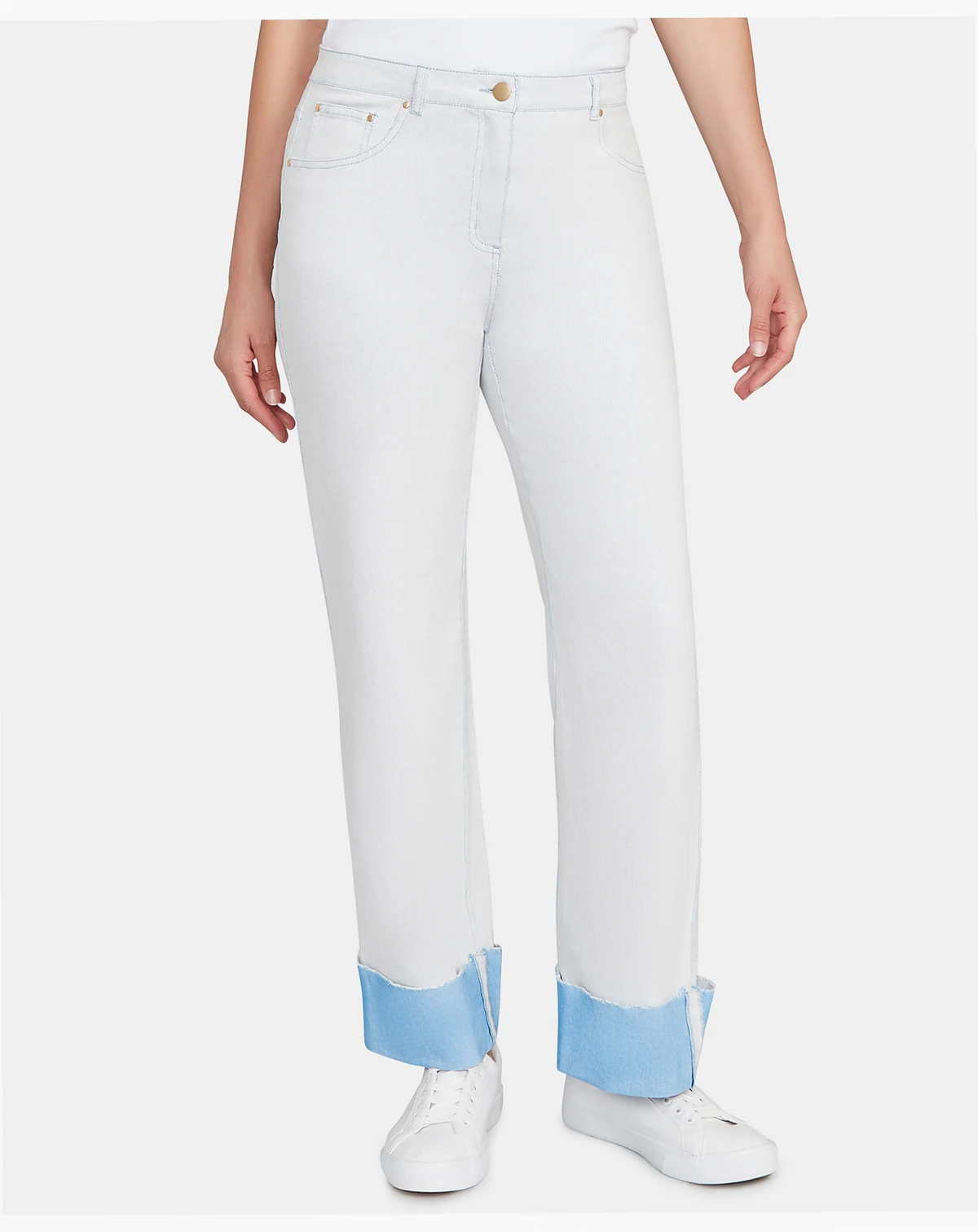 Petite Cuffed Pull-On Fly Jeans