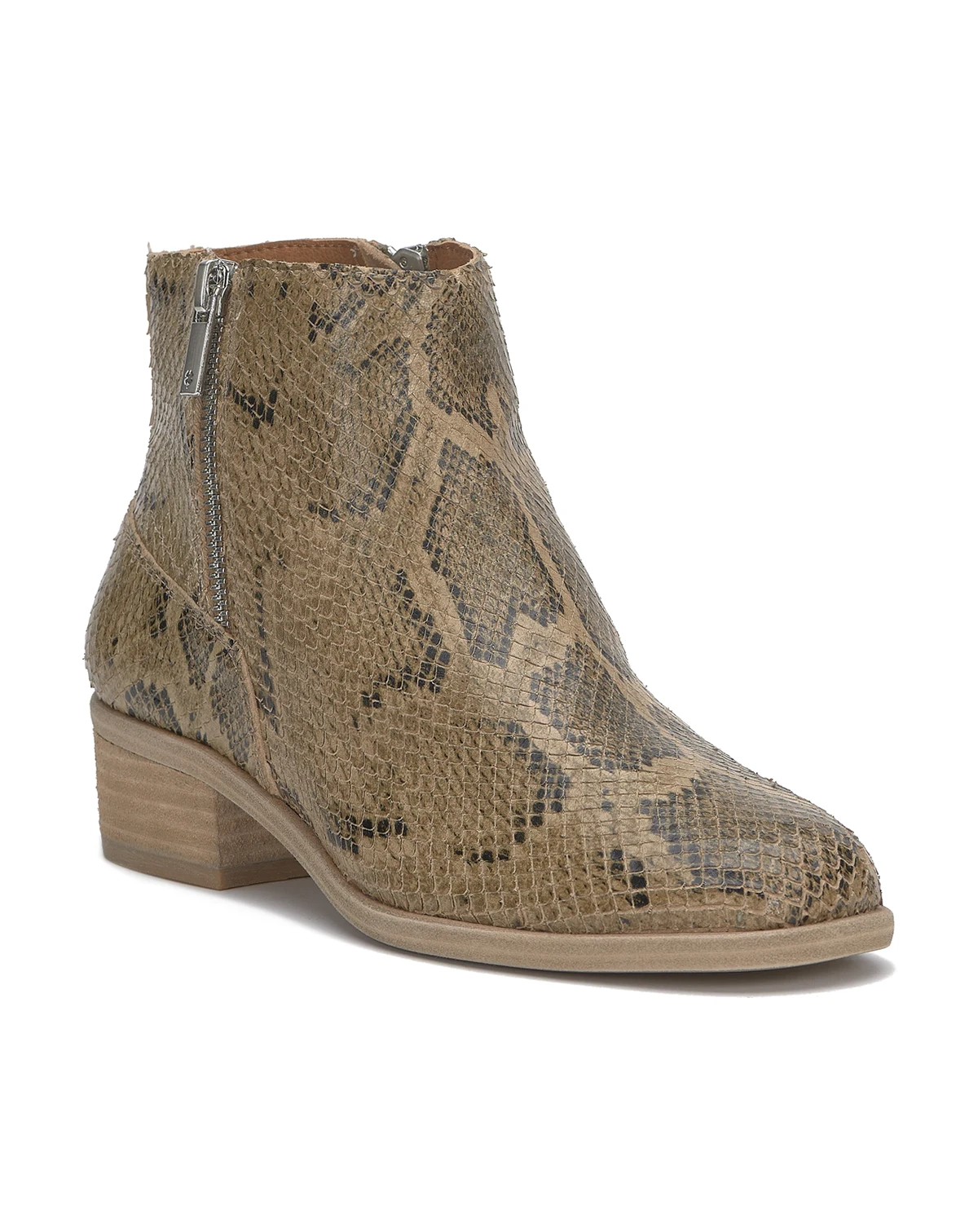 Women's Baelee Round Toe Ankle Bootie