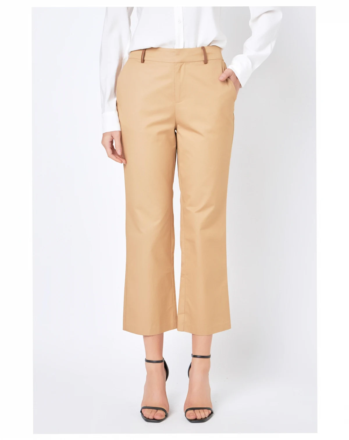 Women's Twill Cropped Flared Hem Pants