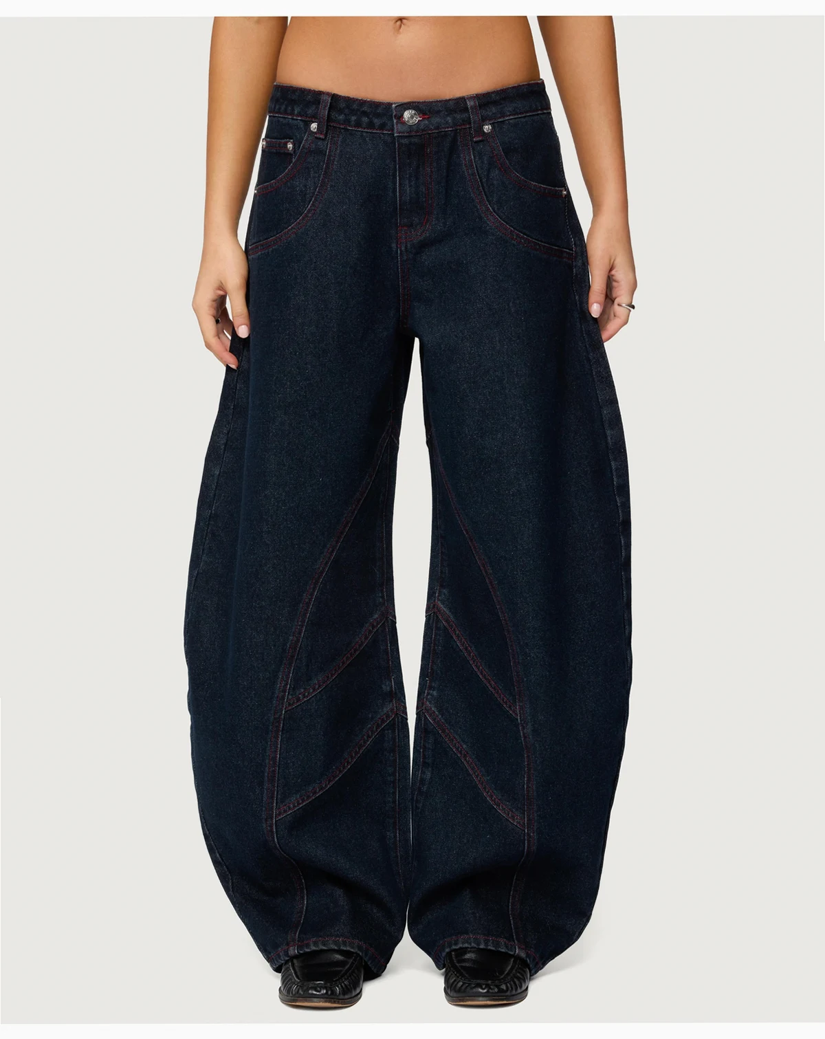 Women's Double Pocket Low Rise Barrel Leg Jeans