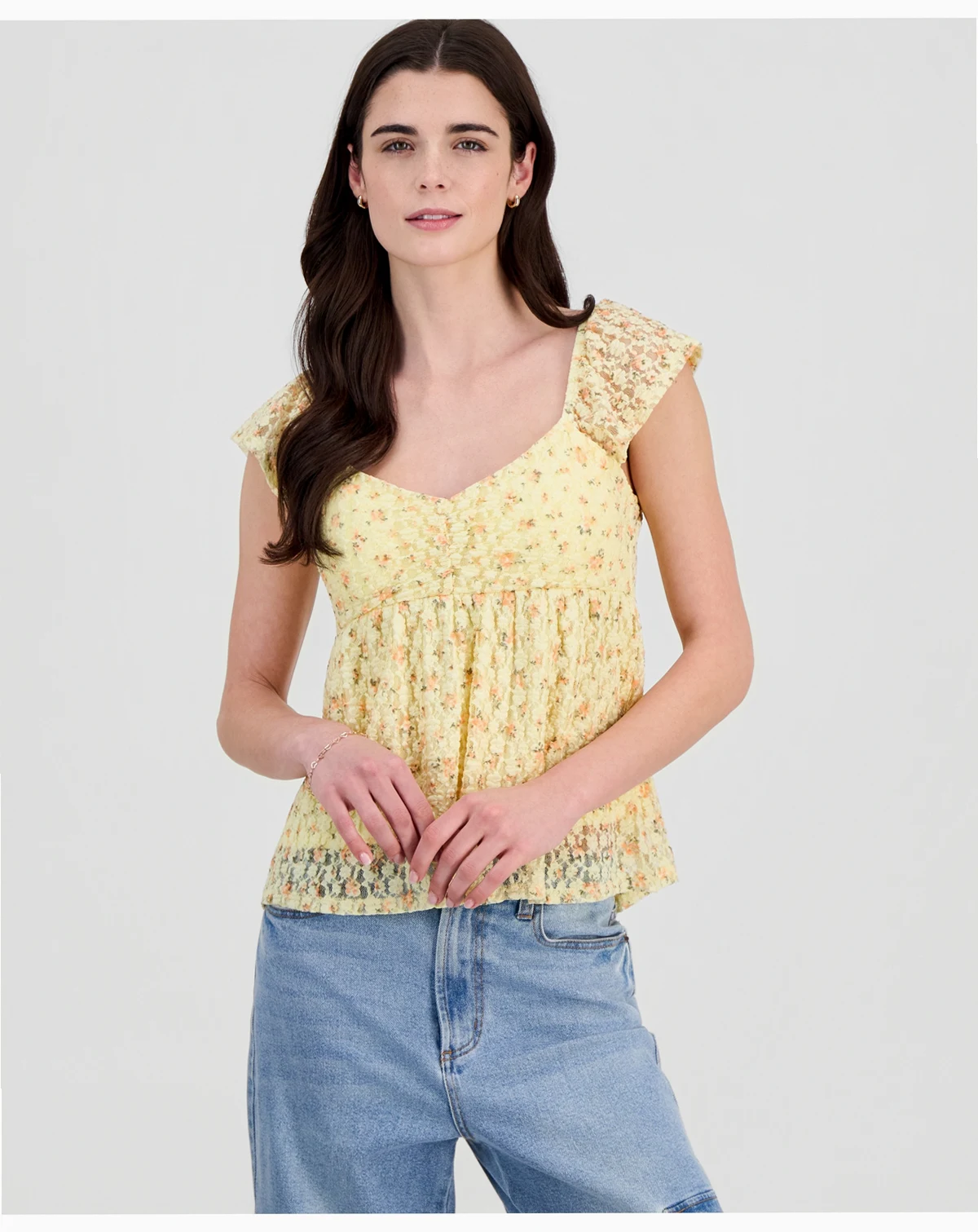 Juniors' Floral Lace Flutter-Sleeve Babydoll Top