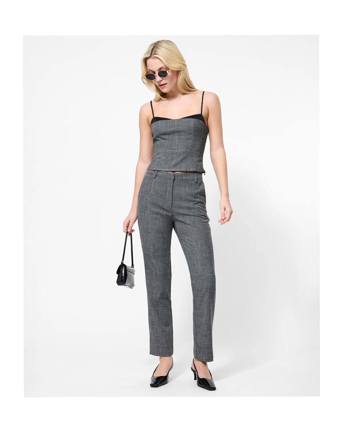 Women's Cropped Slim-Fit Plaid Cigarette Pants