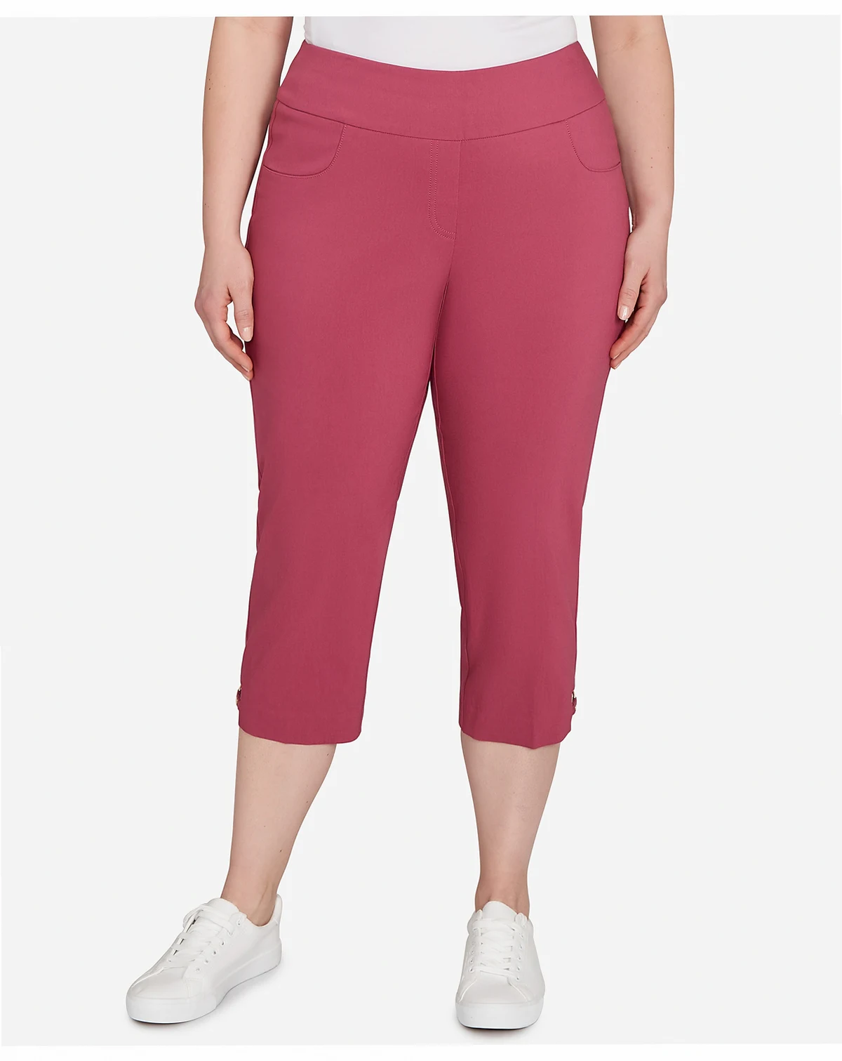 Plus Size Solid Tech Stretch Capri Pants